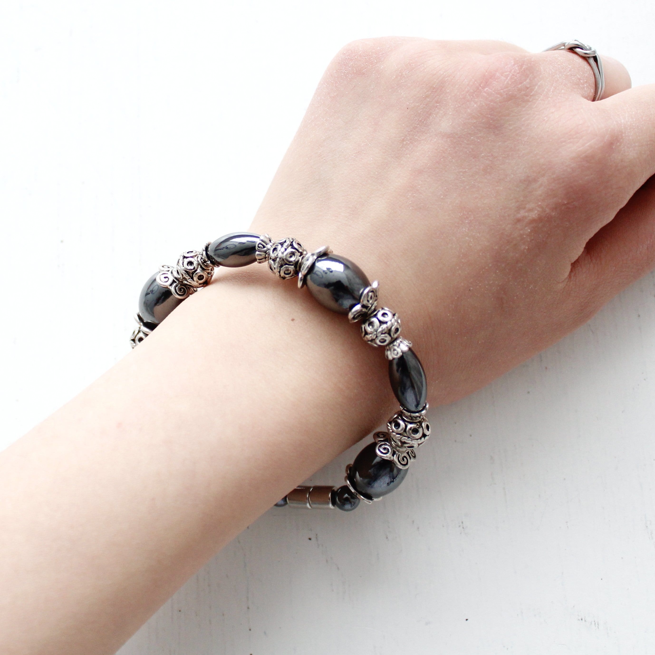 Single Strand Magnetic Bracelet