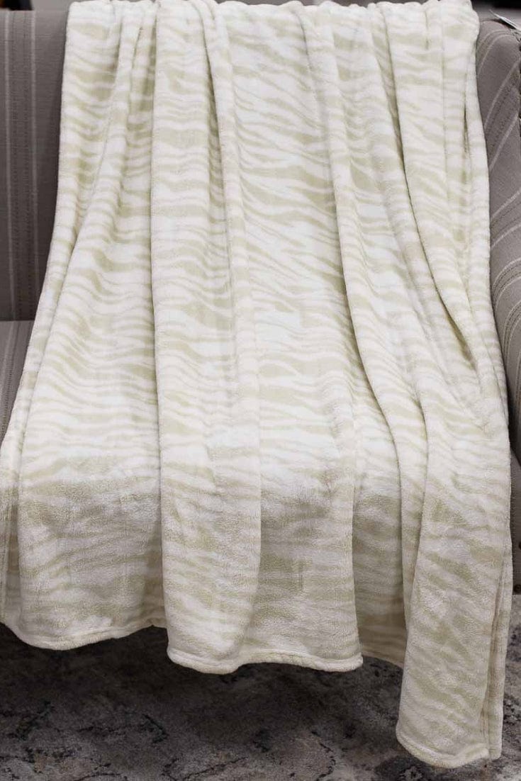 Tiger Stripe Throw 50x60