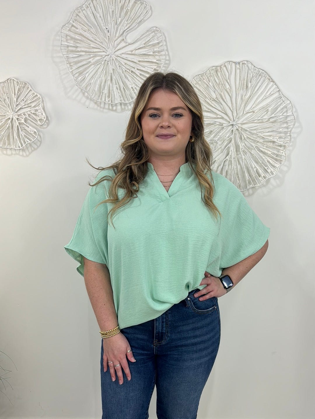 Sage Basic Everyday Shortsleeve Blouse