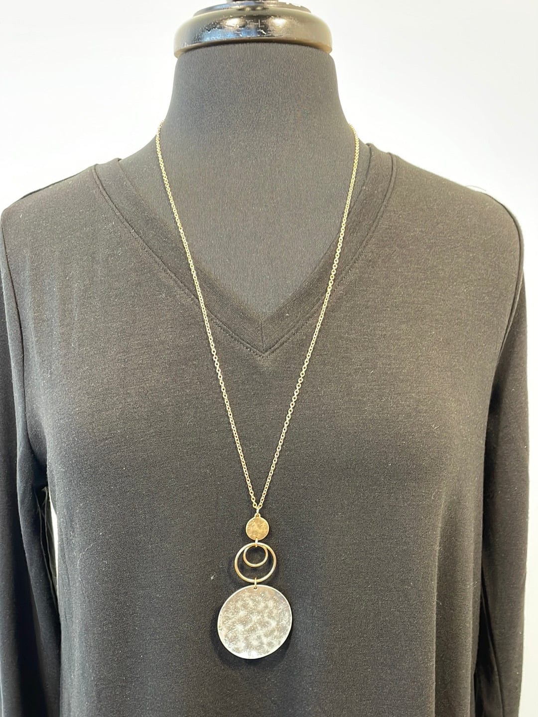 Silver Hammered Linked Pendant Necklace