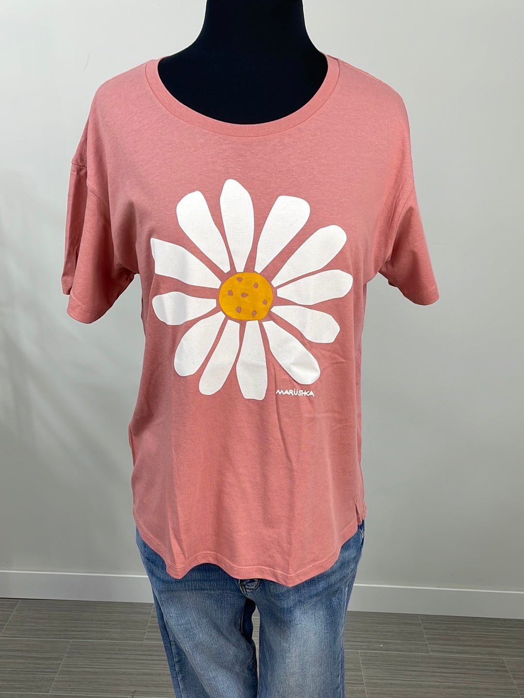 Dusty Rose with Daisy Tee
