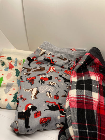 Assorted Women's Holiday Muk Luk Pajama Set