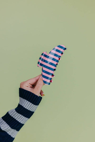 POLKA DOT & STRIPED OVERSIZED CLAWS: BROWN AND BLUE STRIPED