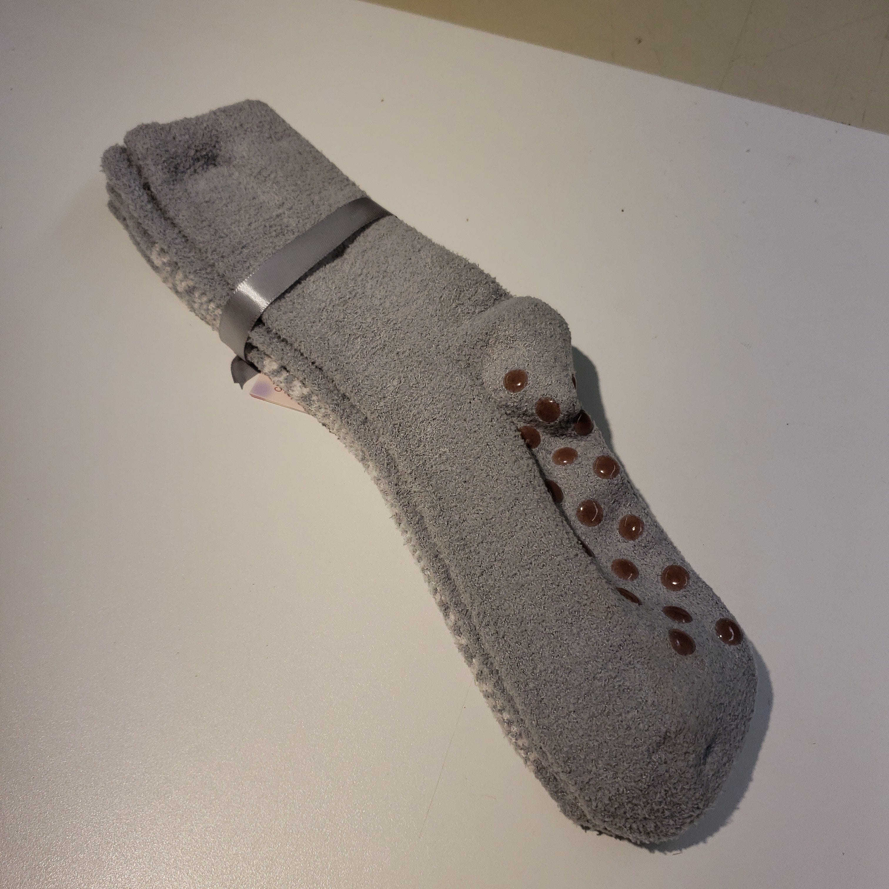 Gray Snowflake Therapeutic Socks 2pk