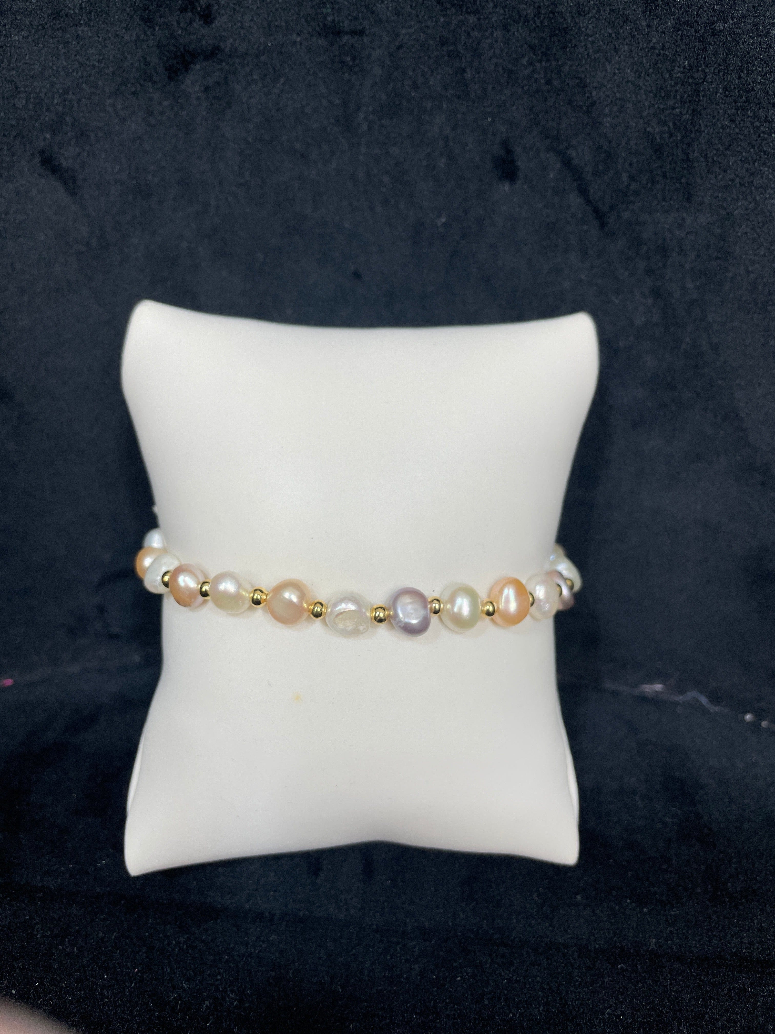 Gold Rose Mix Pearl Bracelet