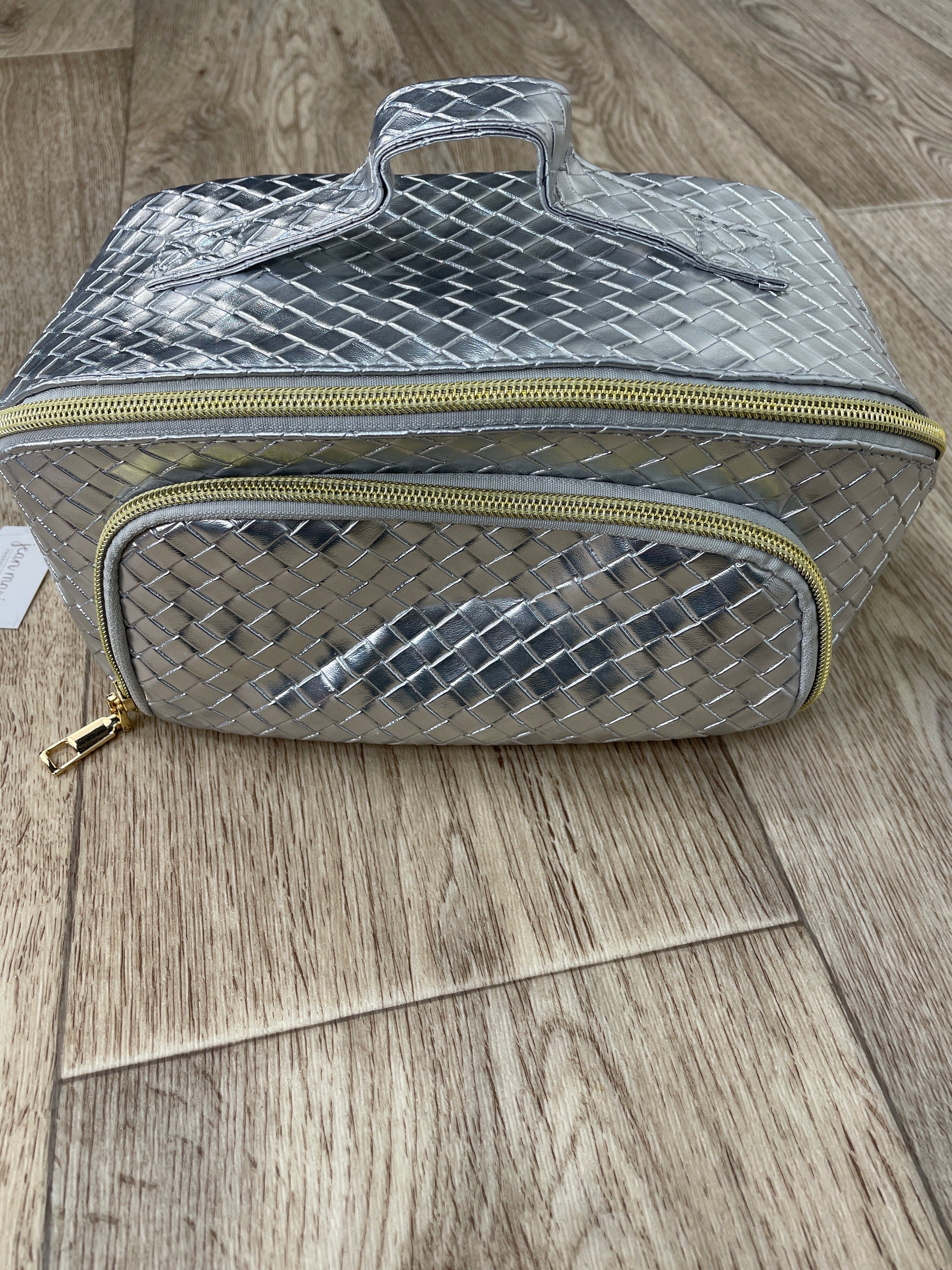 Silver Woven Makeup Bag w/Pocket