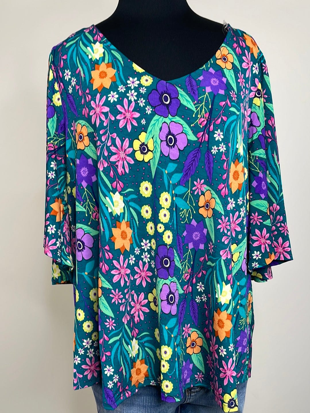 Green Spring Floral Fields Cali Top