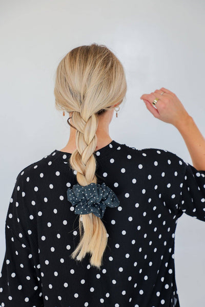 POLKA DOT OVERSIZED SCRUNCHIE: CREAM & BROWN