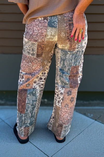 Earth Block High Rise Ankle Wide Leg Pant