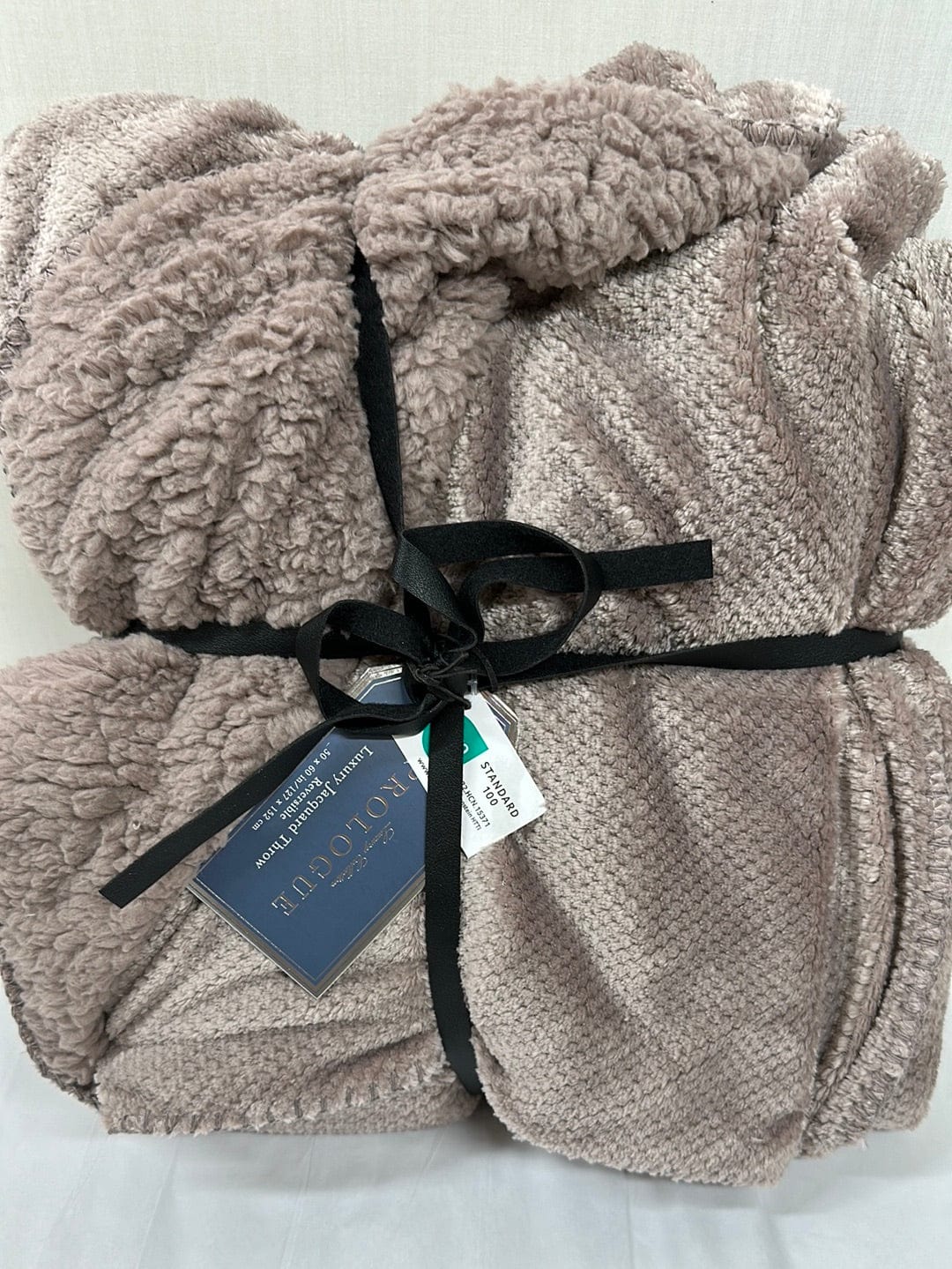 Luxury Jacquard Solid Throw