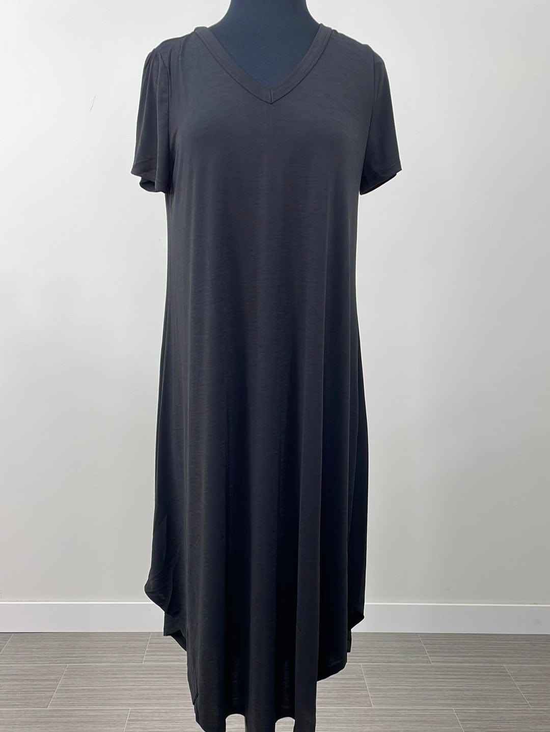 Black Shortsleeve Long Dress
