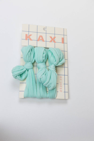 BOW SLICK BACK HAIR TIES: MILK CHOCOLATE