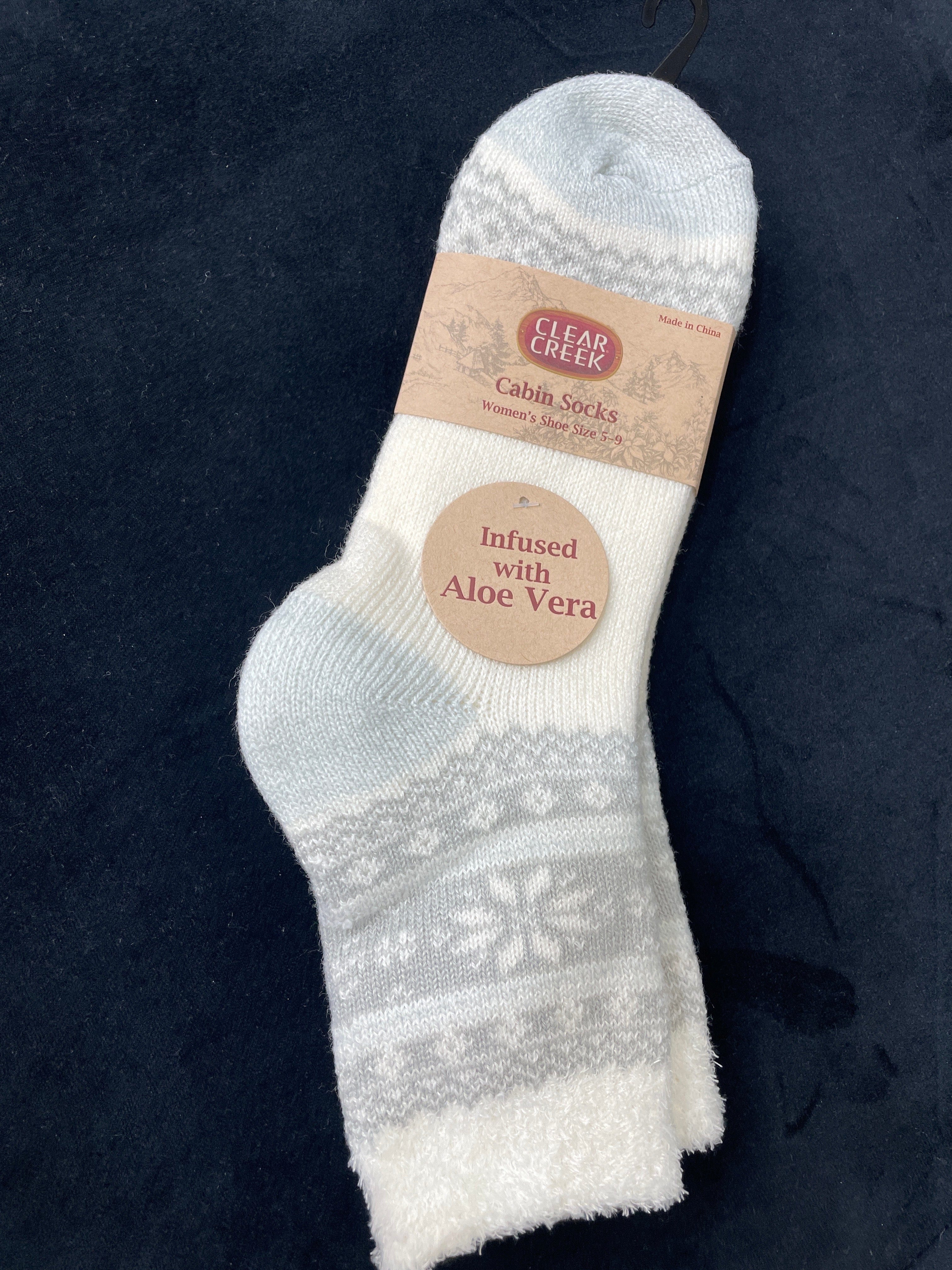 Grey Snowflake Aloe Cabin Sock