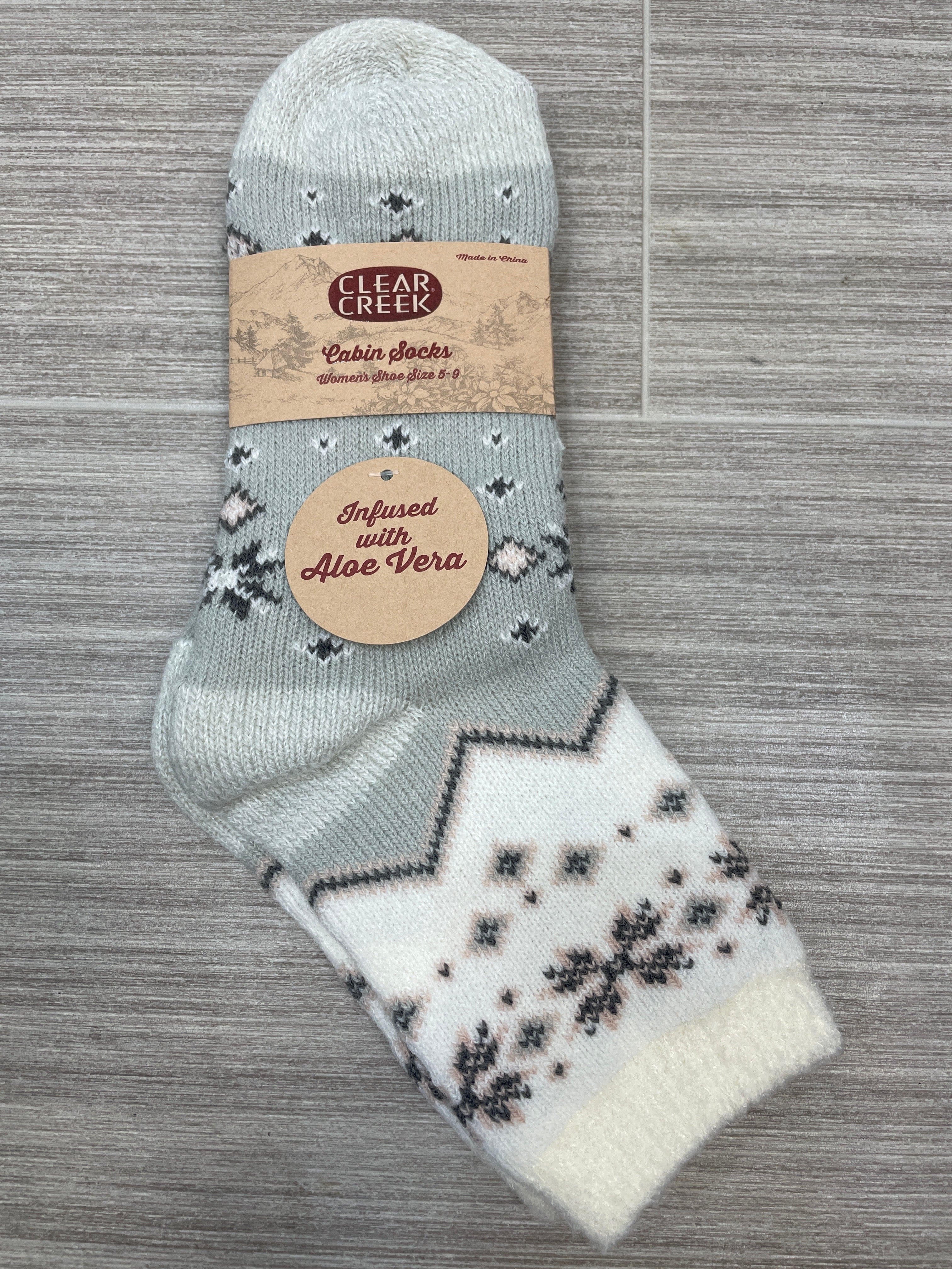 Grey Snowflake Aloe Cabin Sock