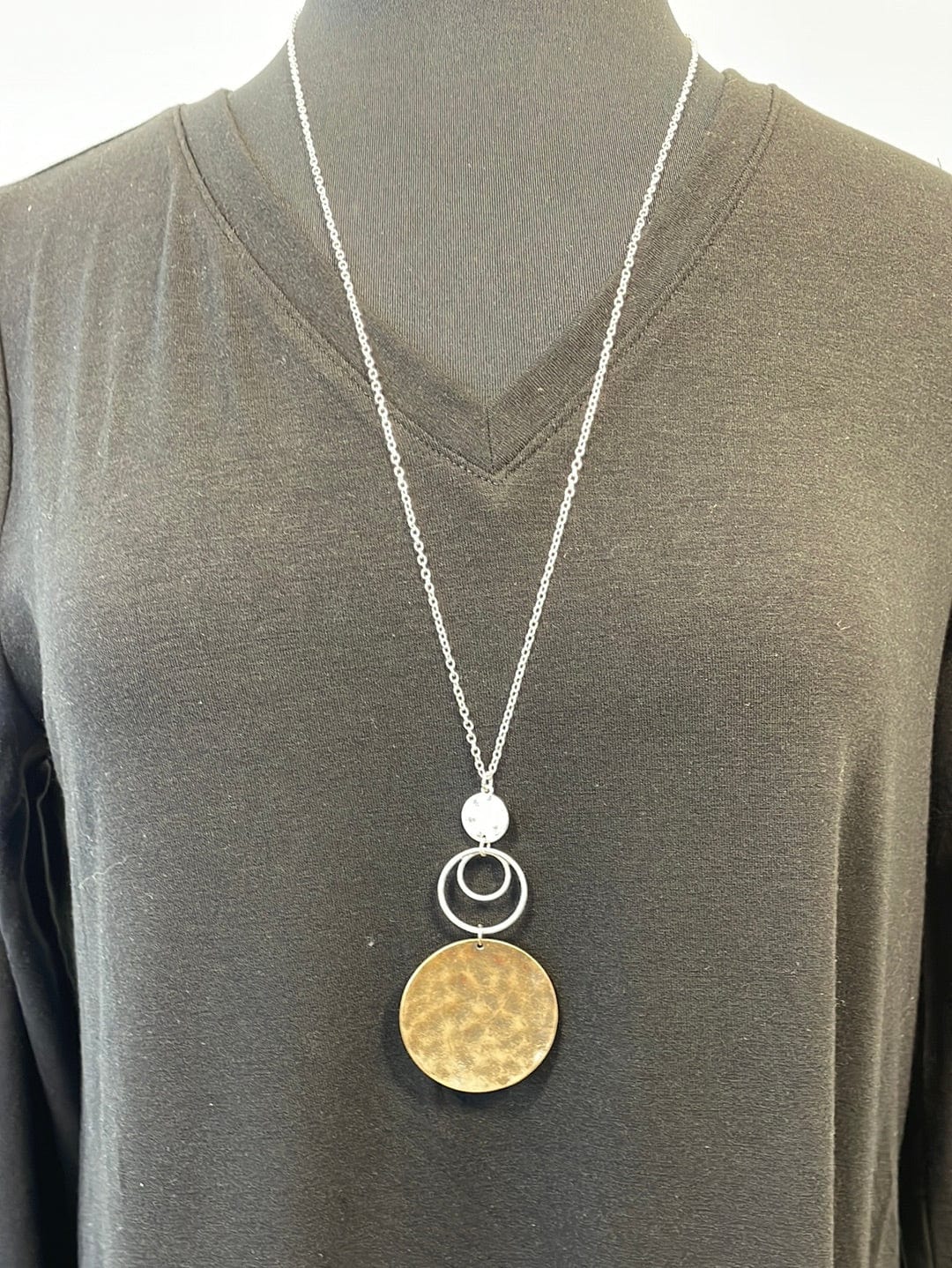Gold Hammered Linked Pendant Necklace