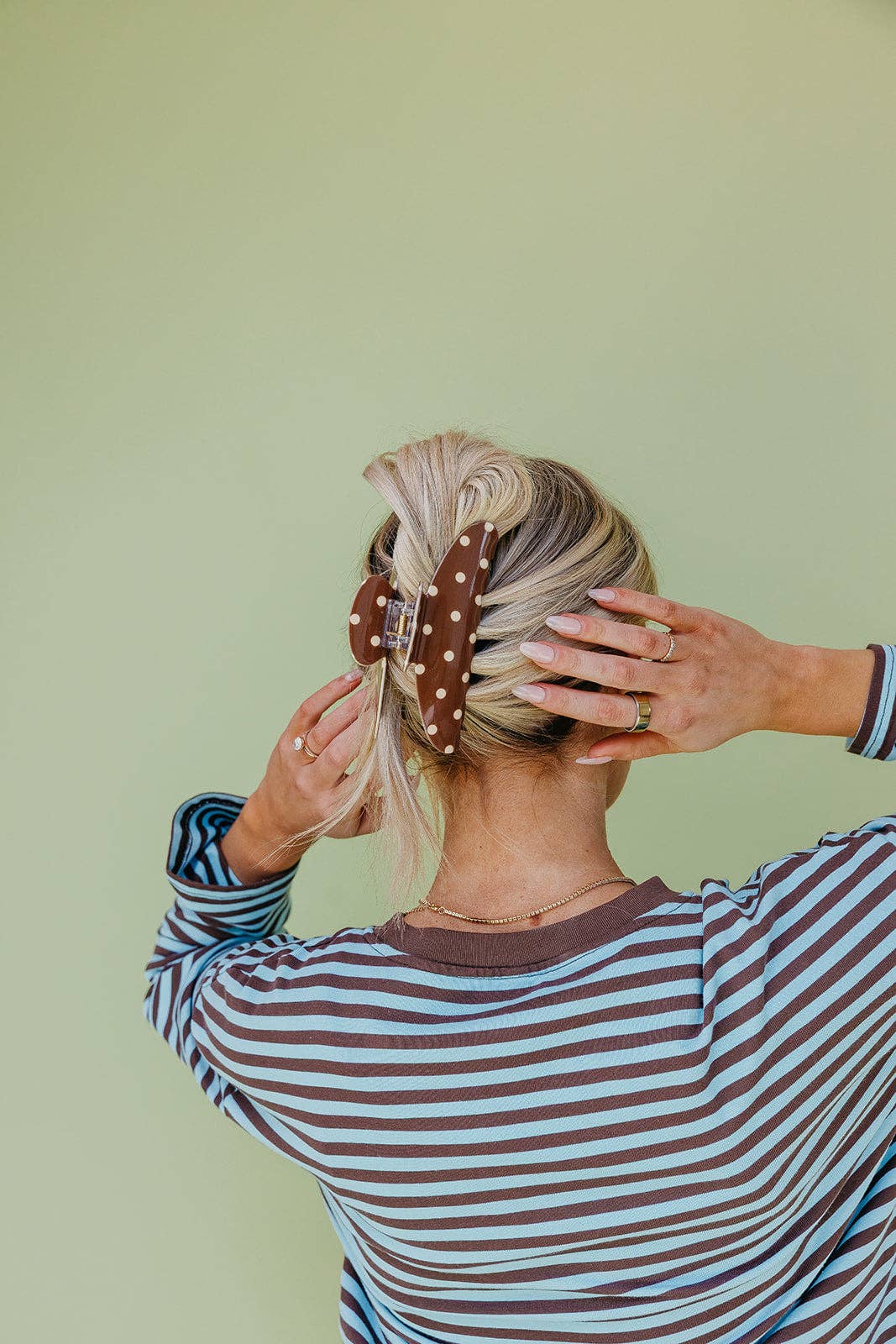 POLKA DOT & STRIPED OVERSIZED CLAWS: BROWN AND CREAM STRIPED