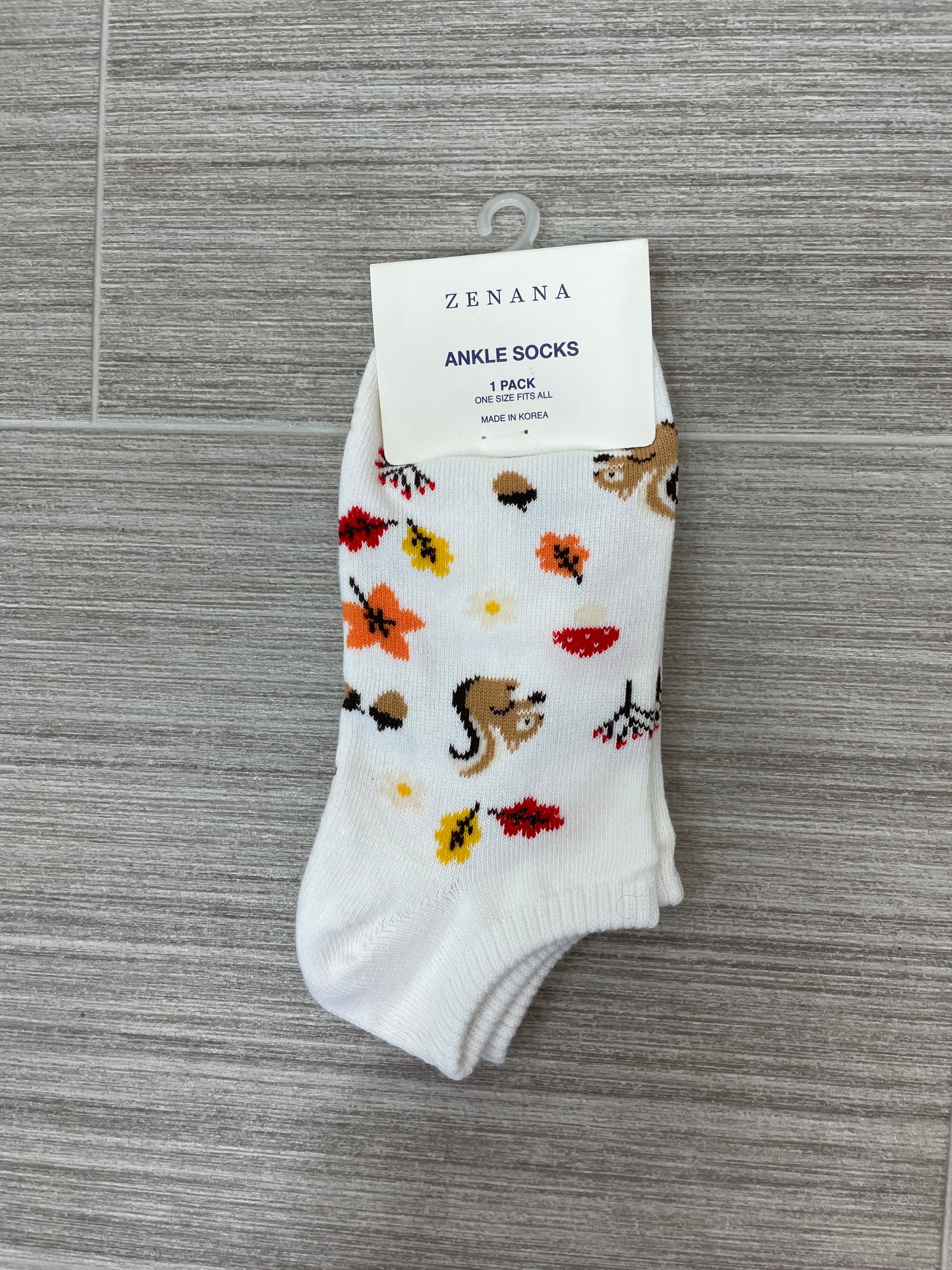 FREE WITH PURCHASES Squirrel Ankle Socks