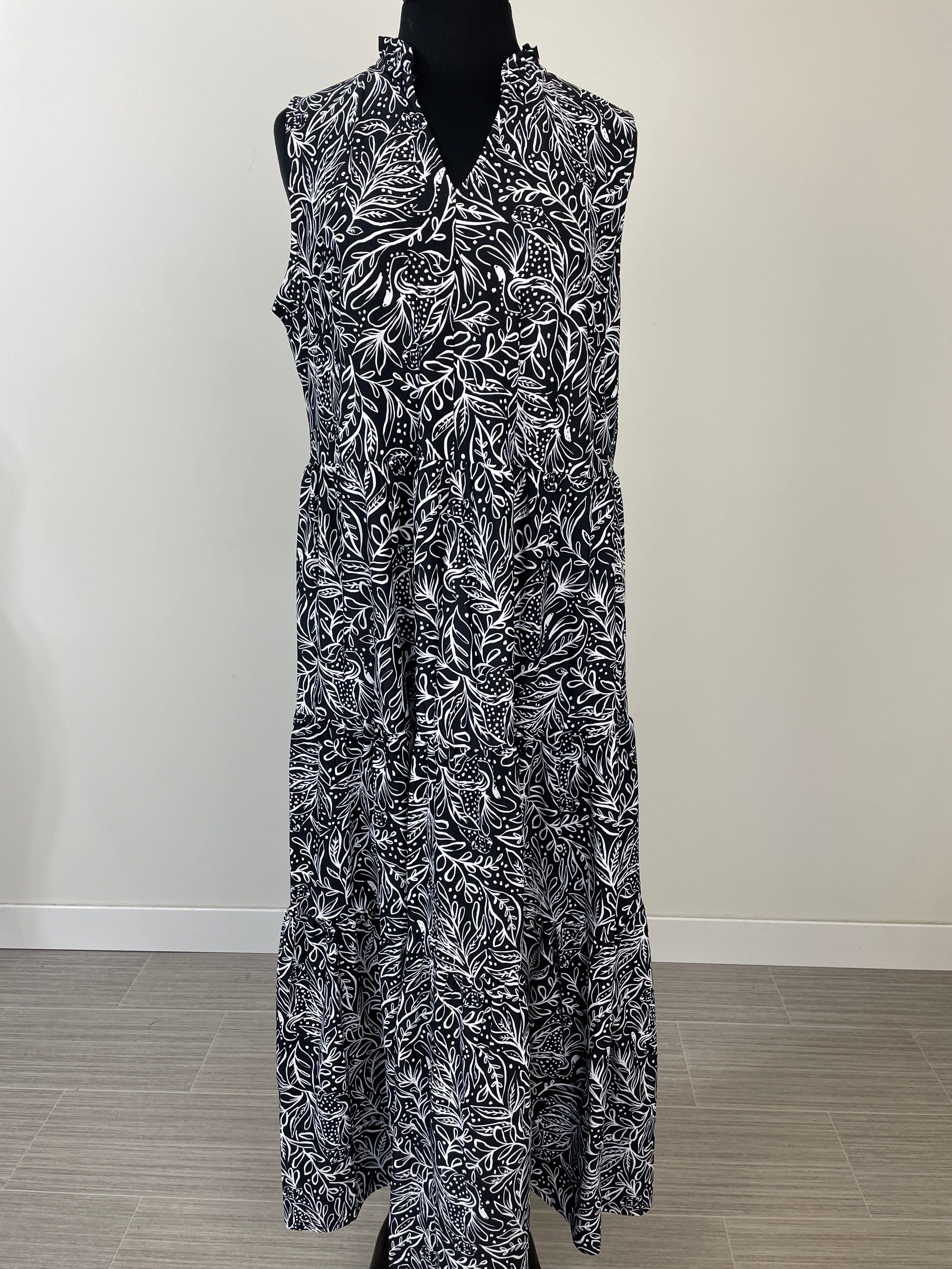 Black & White Sophia Tiered Maxi Dress