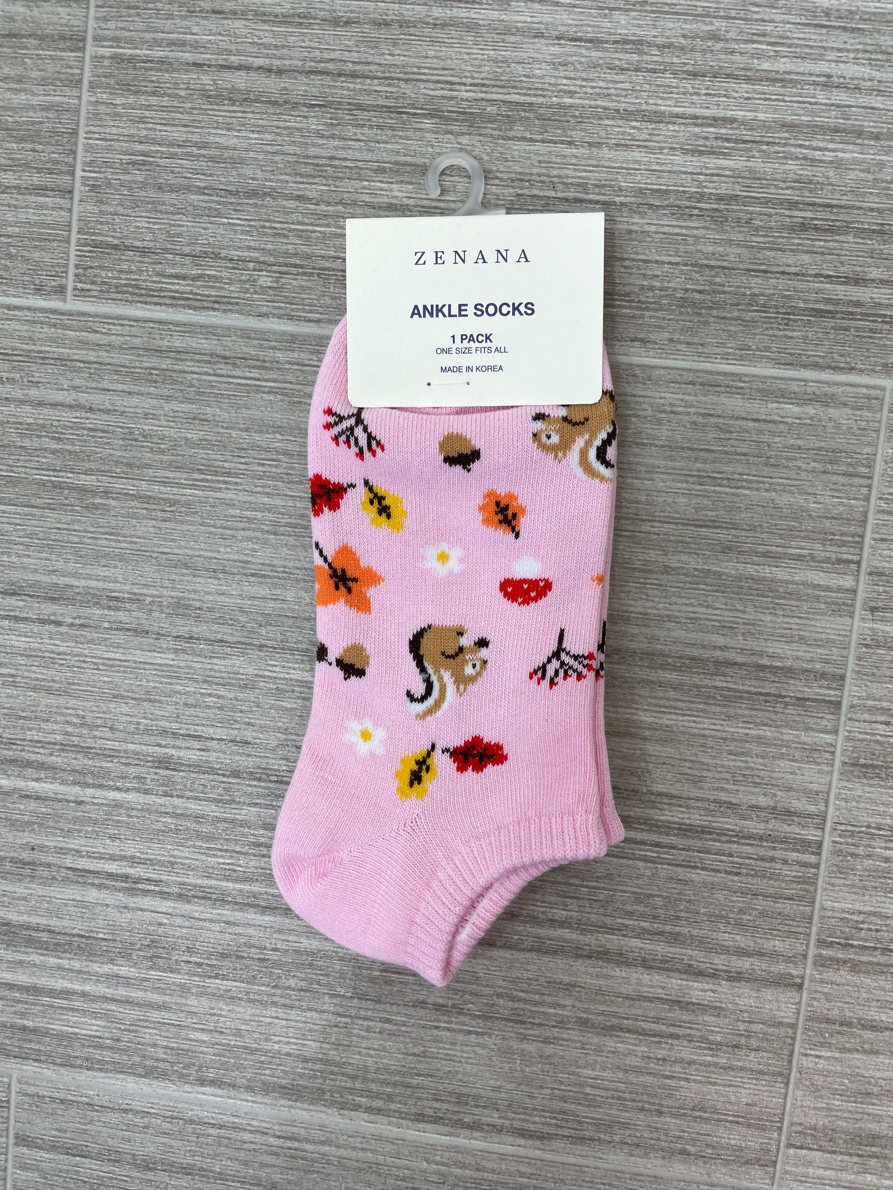 Pink Squirrel Ankle Socks