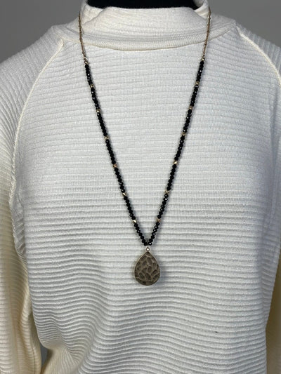 Beaded Gold Pendant Necklace