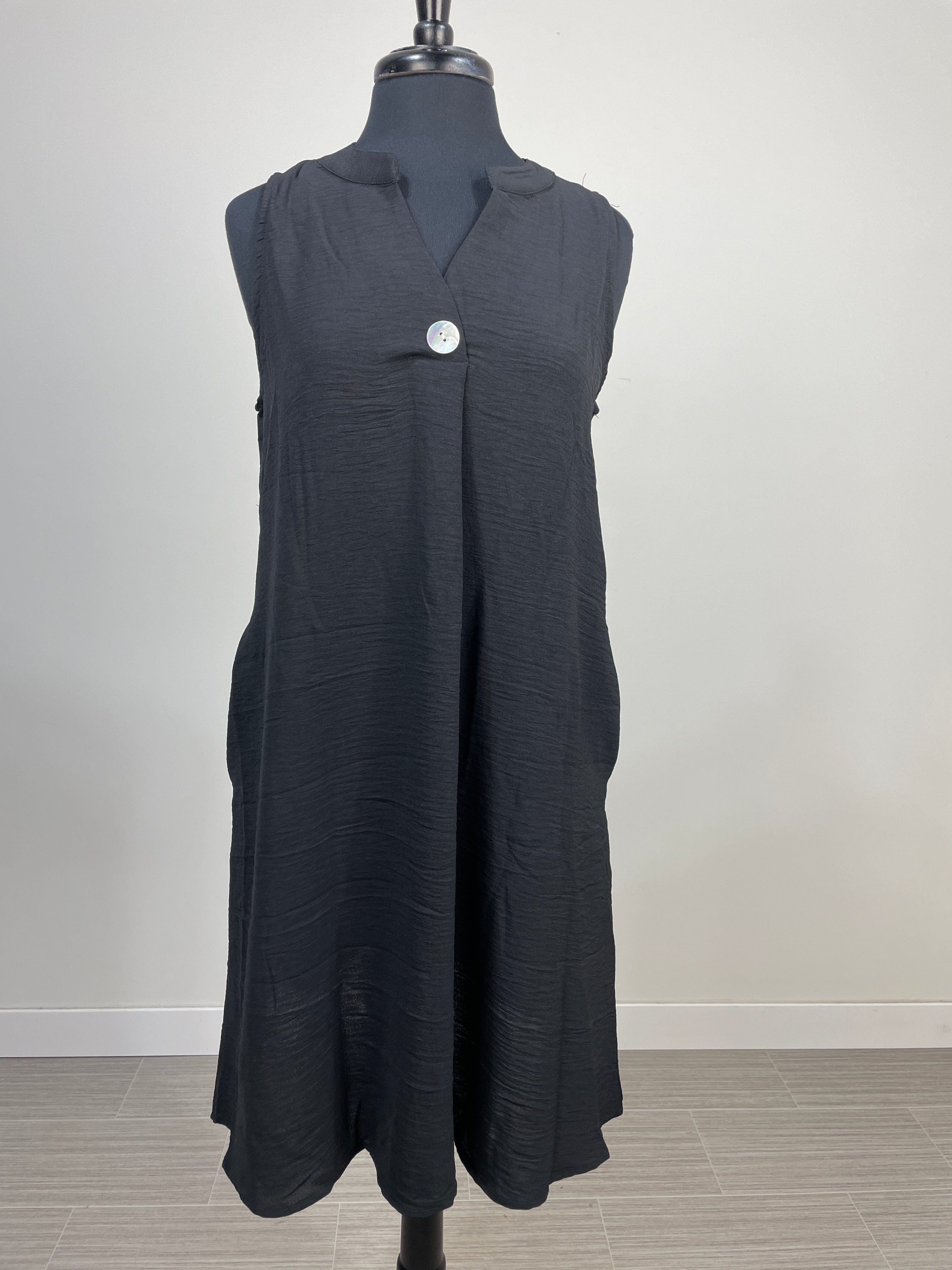 Black Sleeveless Button Dress