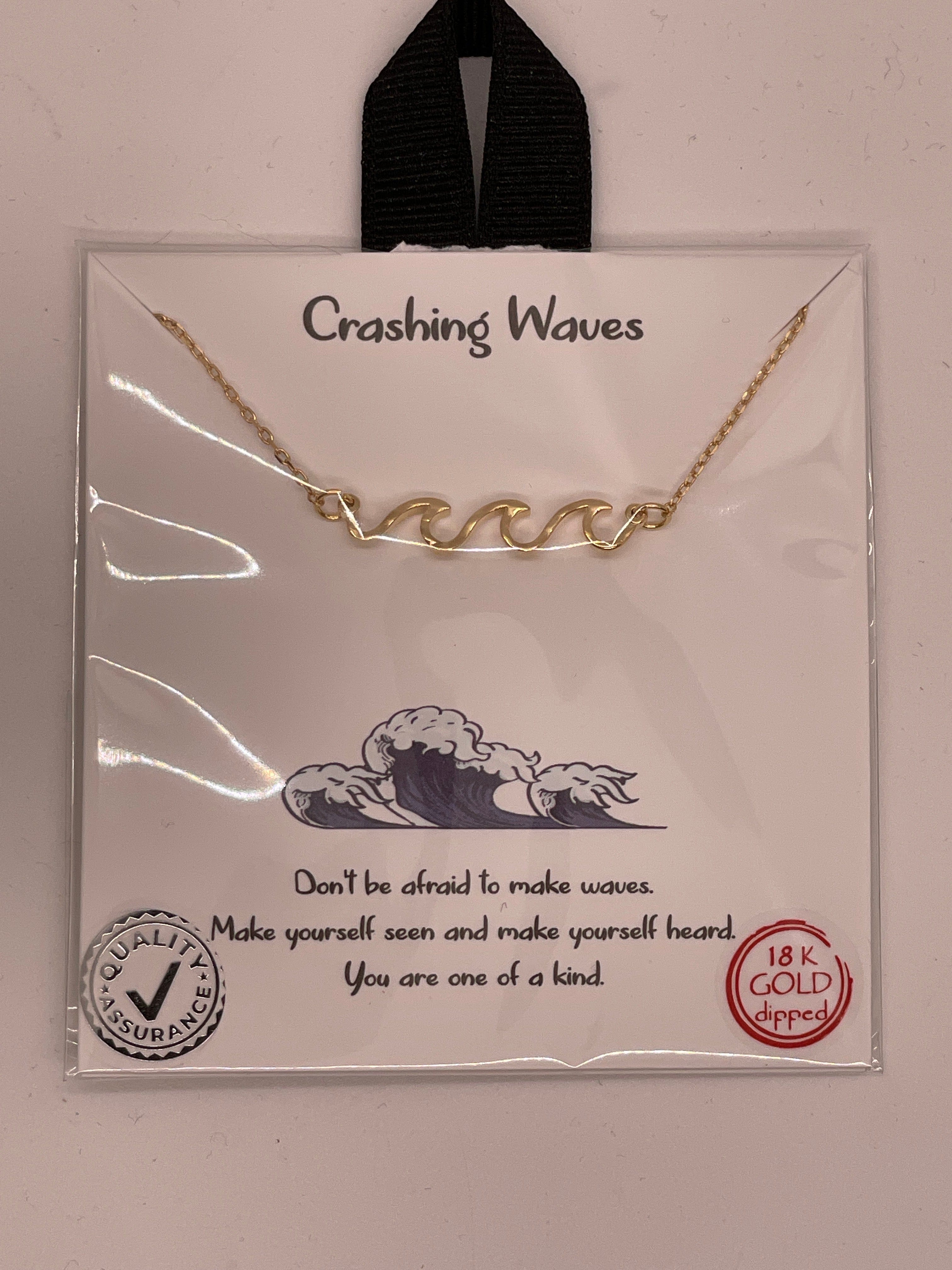 Crashing Waves Necklace - Gold