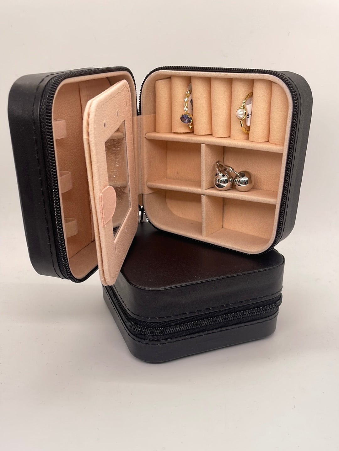 Black Travel Jewelry Case