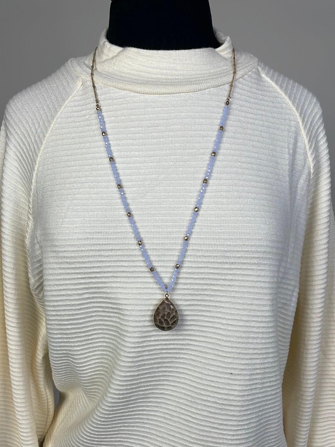 Beaded Gold Pendant Necklace
