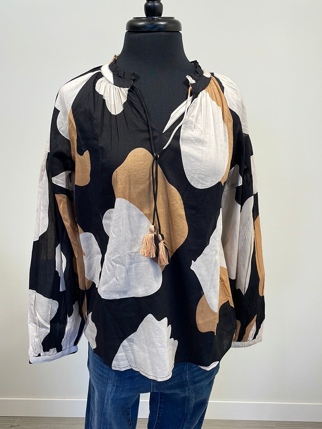 Black & Tan Abstract Jovie Flounce Top
