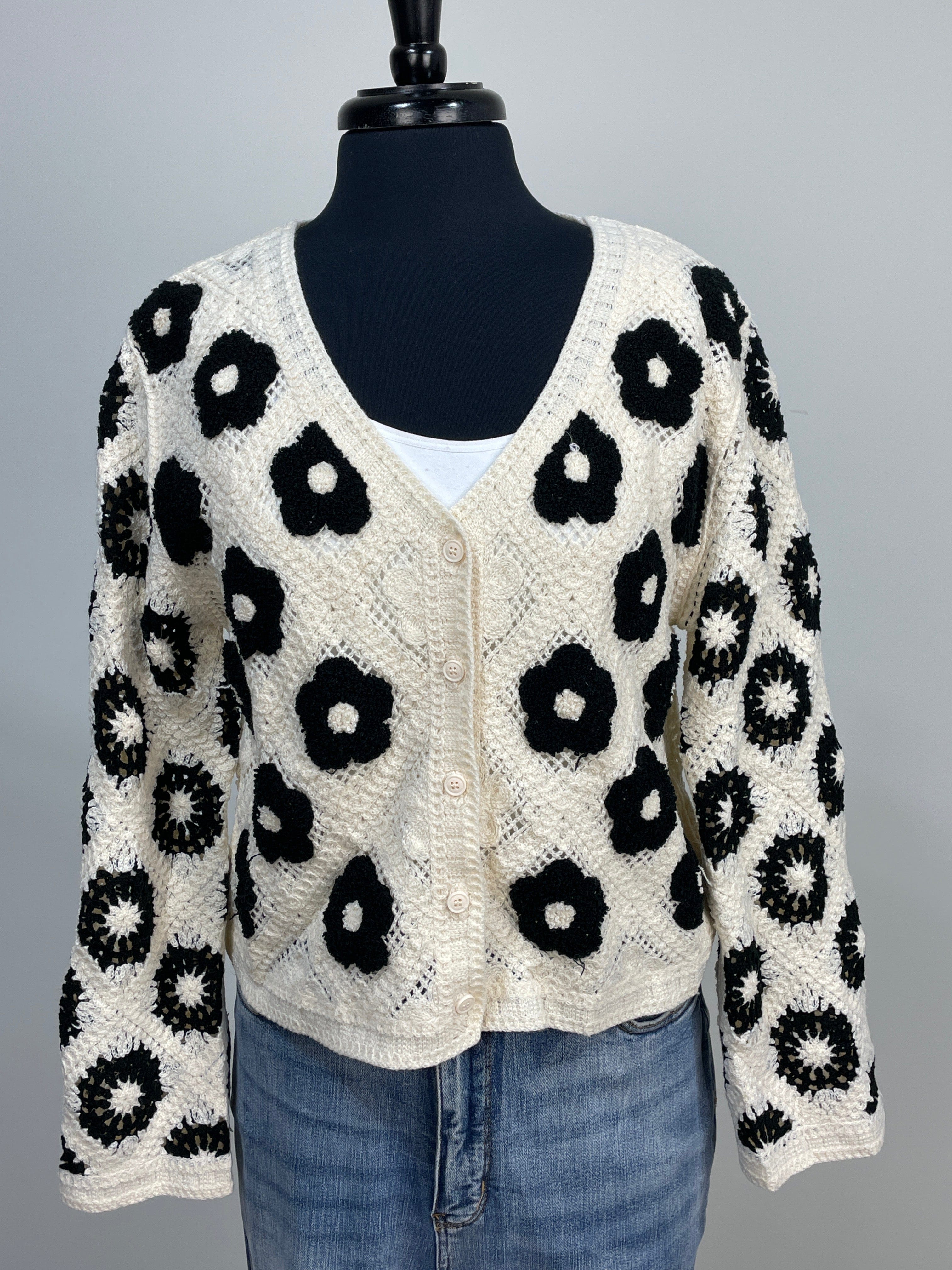 Black Flower Crochet Cropped Cardigan
