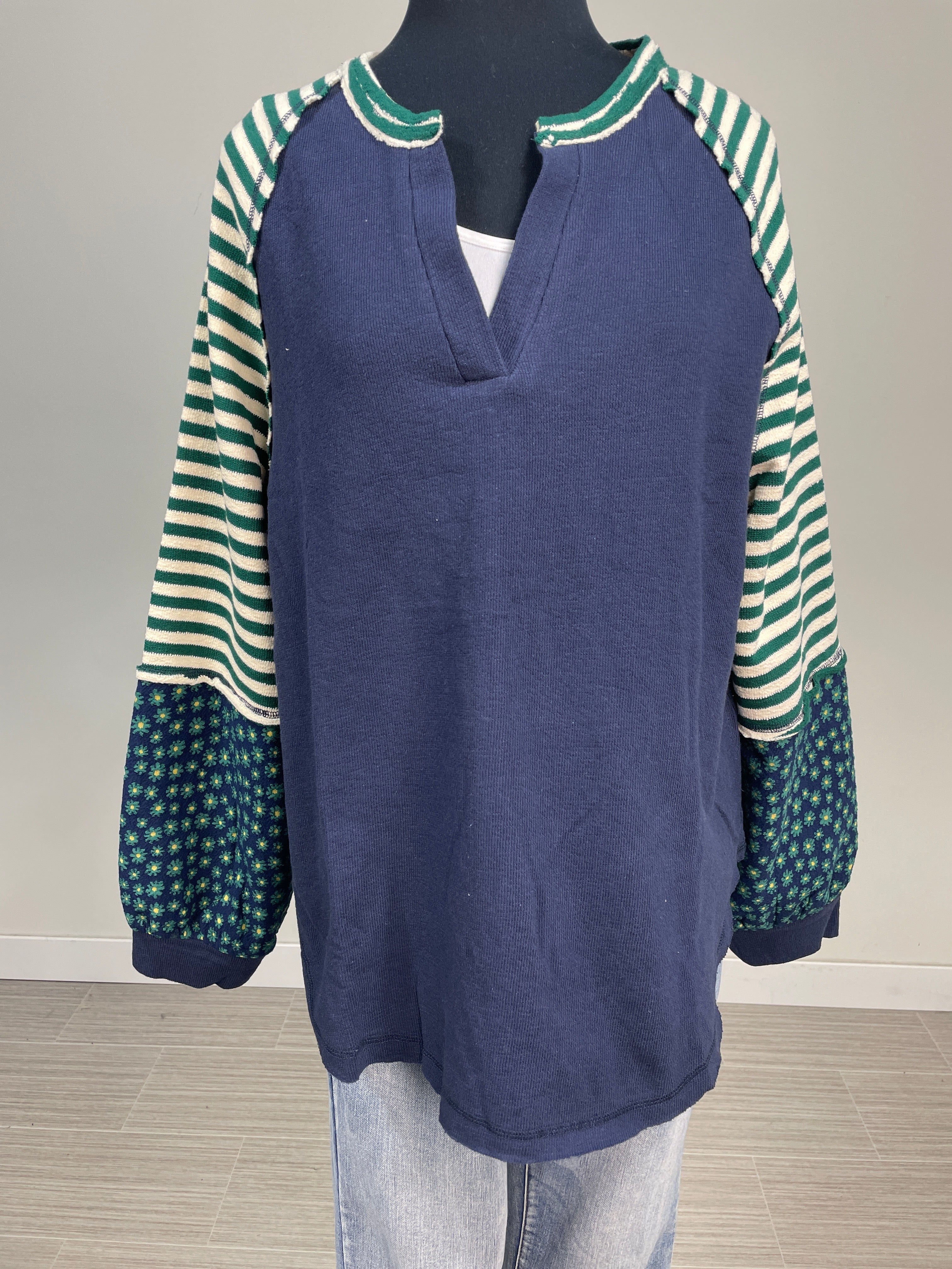 Green Mix Print Sleeve Navy Top