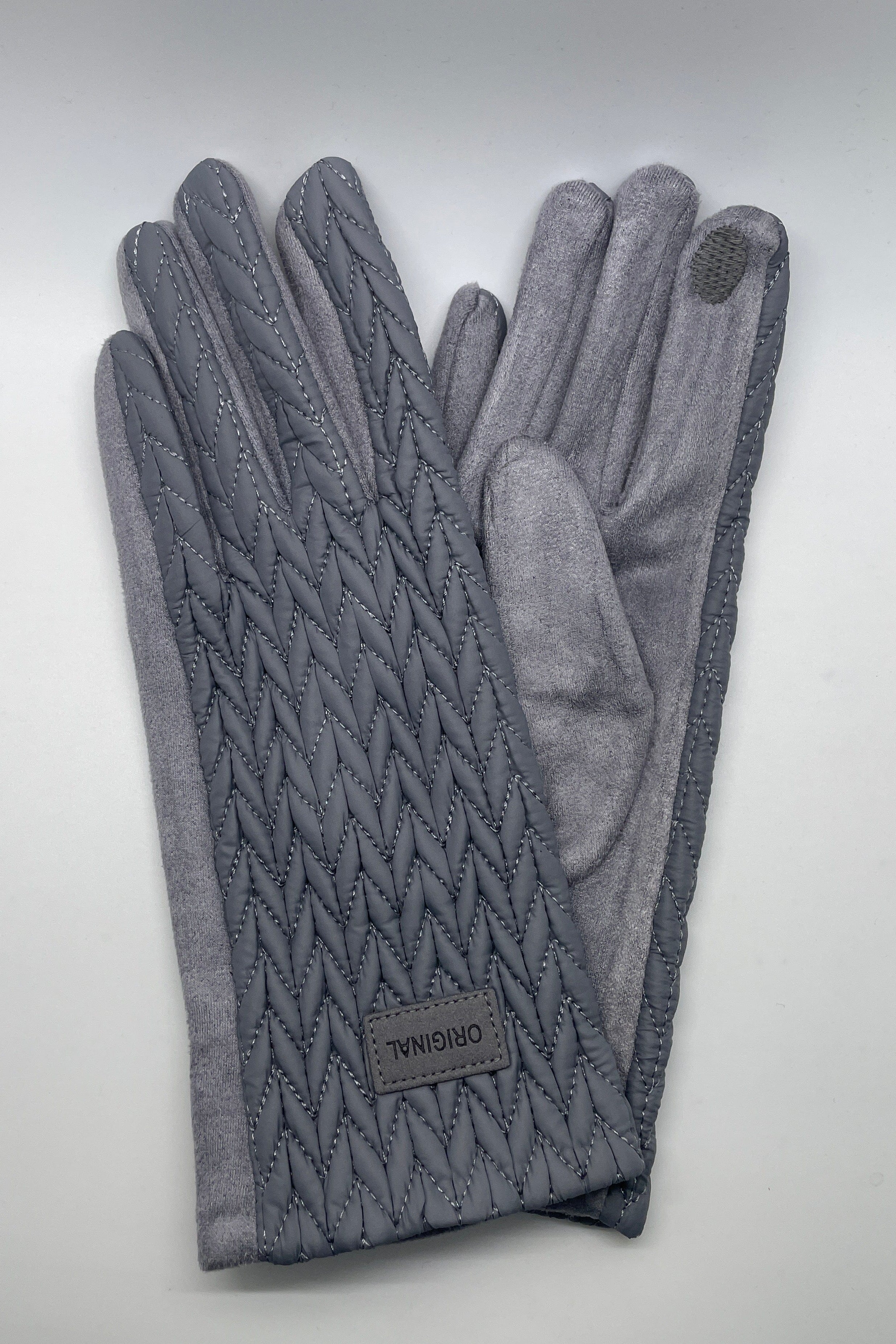 Gray Stocking Stitch Texture Gloves