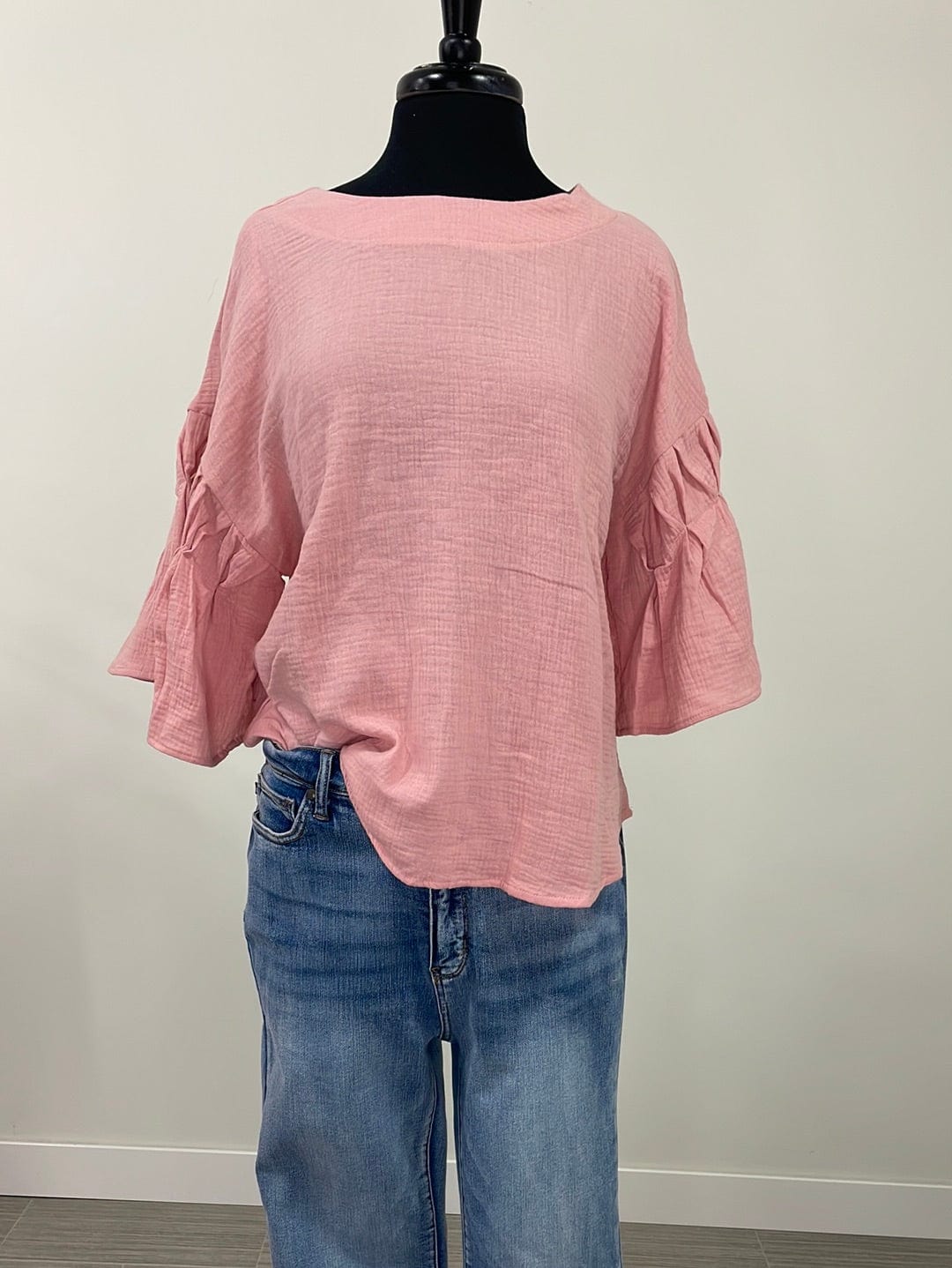 Blush Guaze Back Keyhole Top