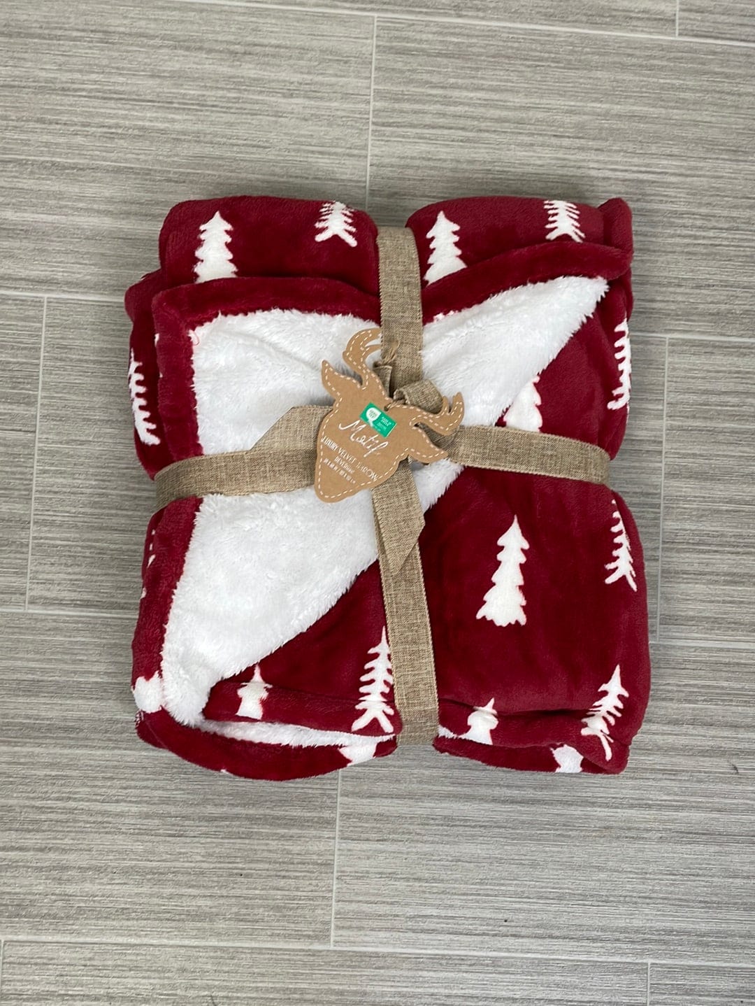 Christmas Tree Holiday Throw