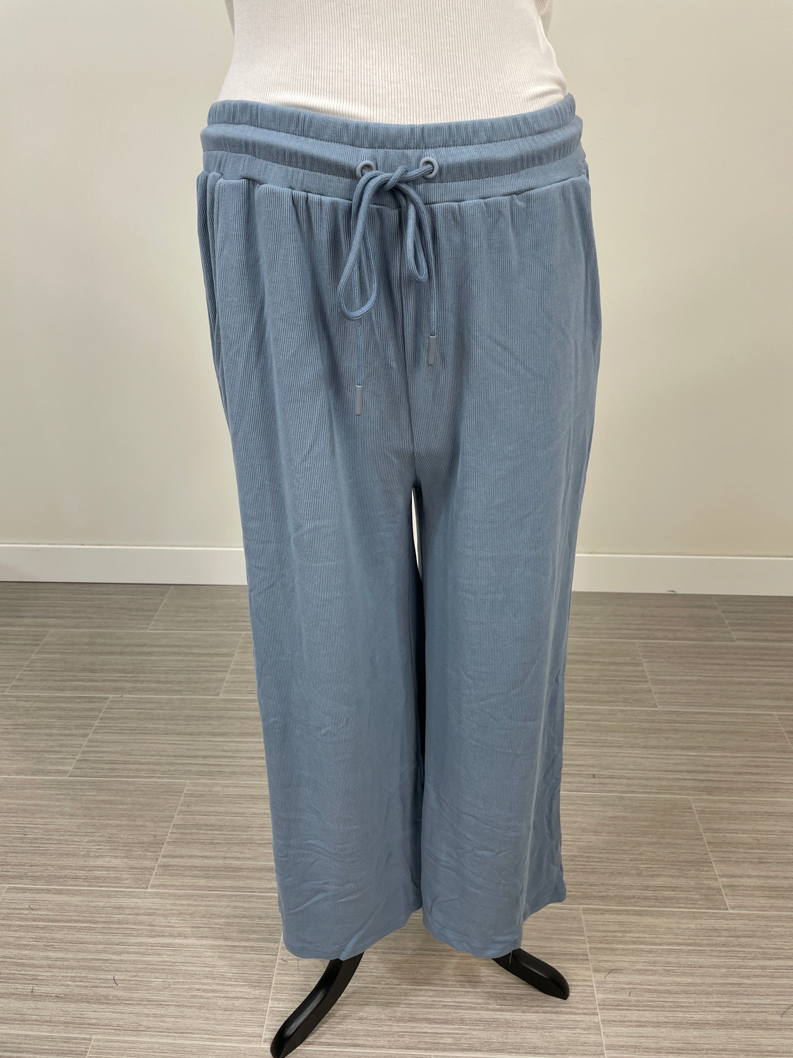 Blue Very Soft Fleece Cropped Pants