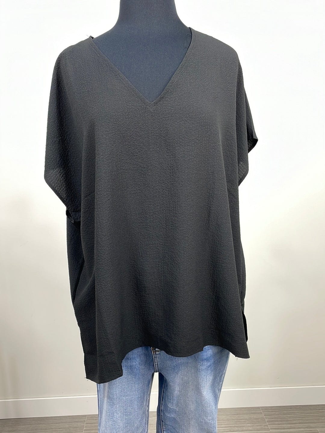 Black VNeck Textured Tunic Top