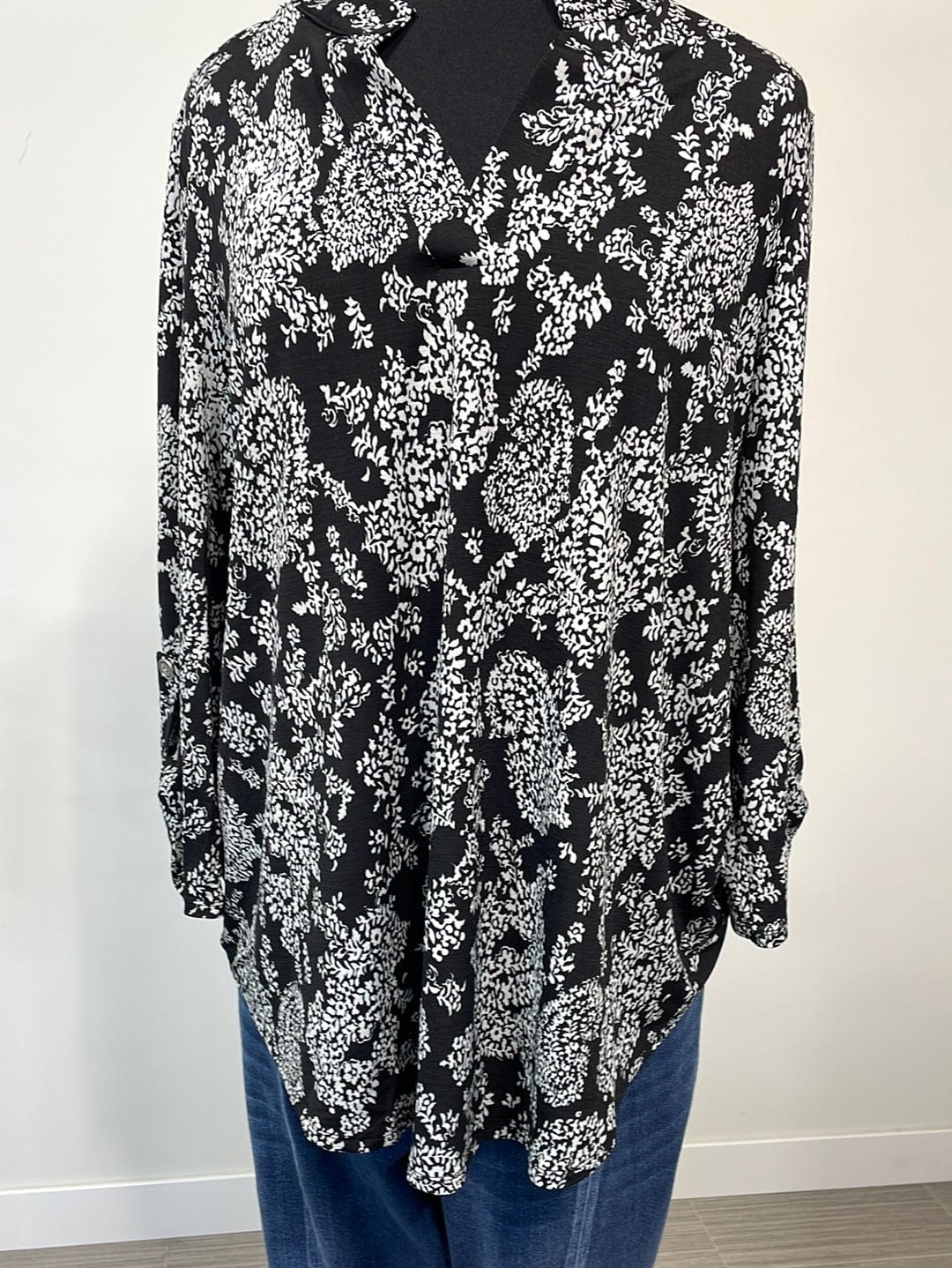 Black & Ivory Floral Paisley Lizzy Top
