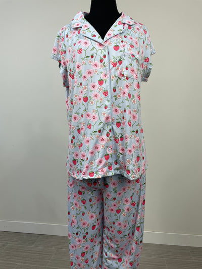 Strawberries In The Meadow Lounge Set