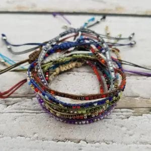 Assorted Multicolor Single Beaded Pull Tie Bracelet
