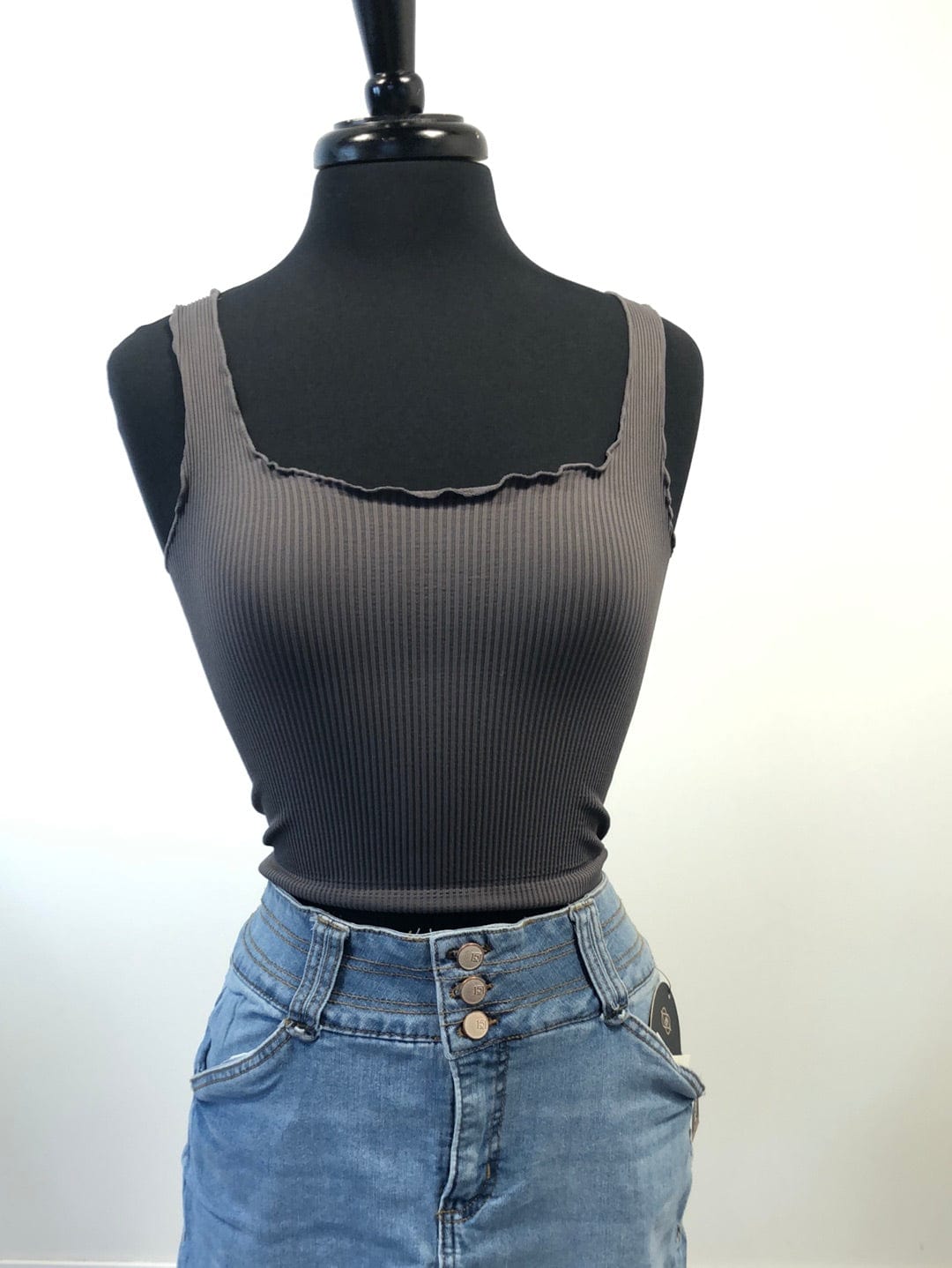 Black Pearl Lettuce Edge Crop Top