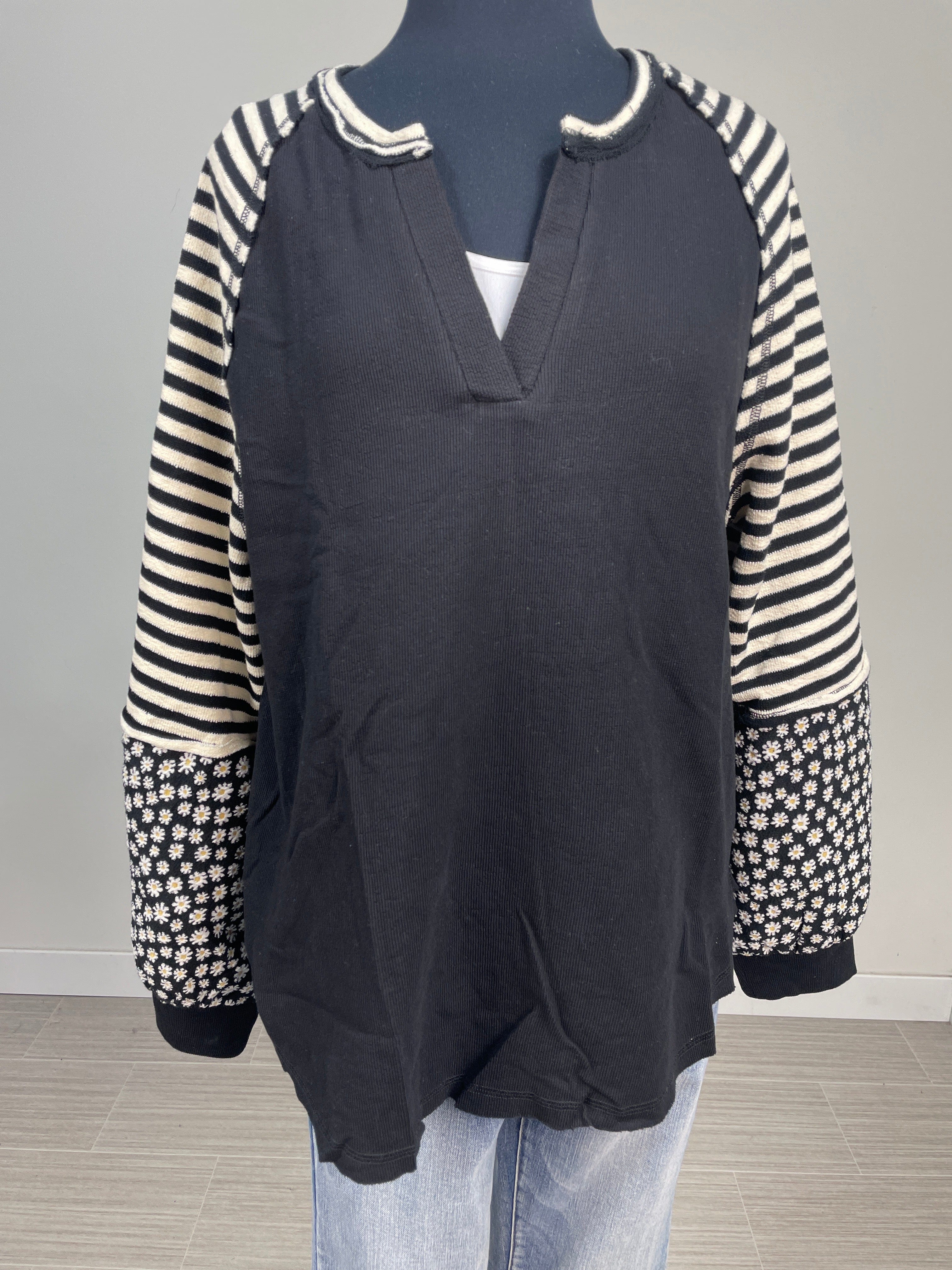 Black & White Mix Print Sleeve Top