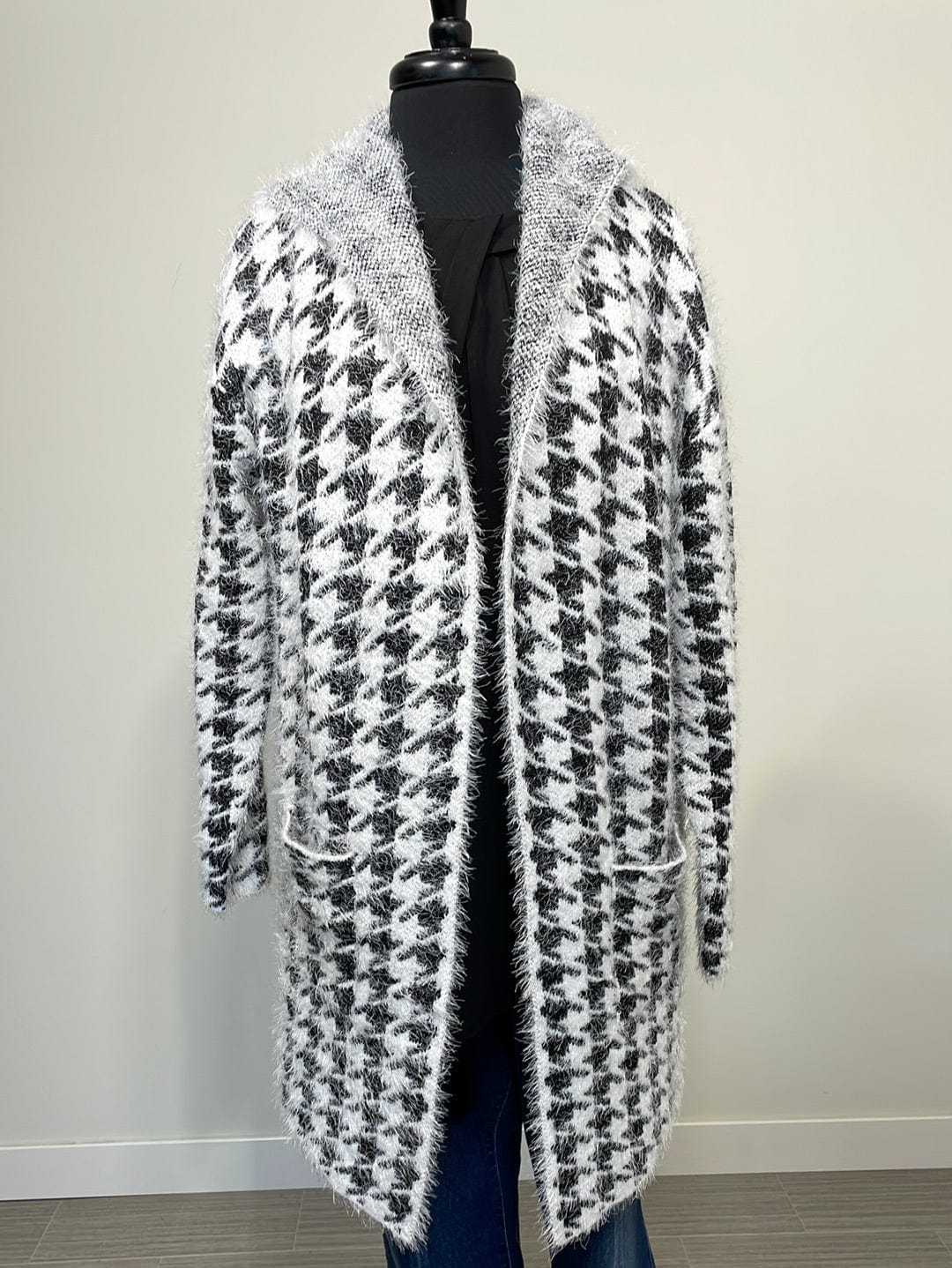 Black & White Houndstooth Coatigan