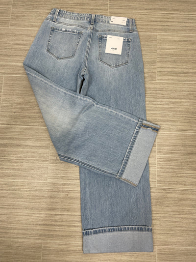 Light Low Rise Cuff Baggy Jeans