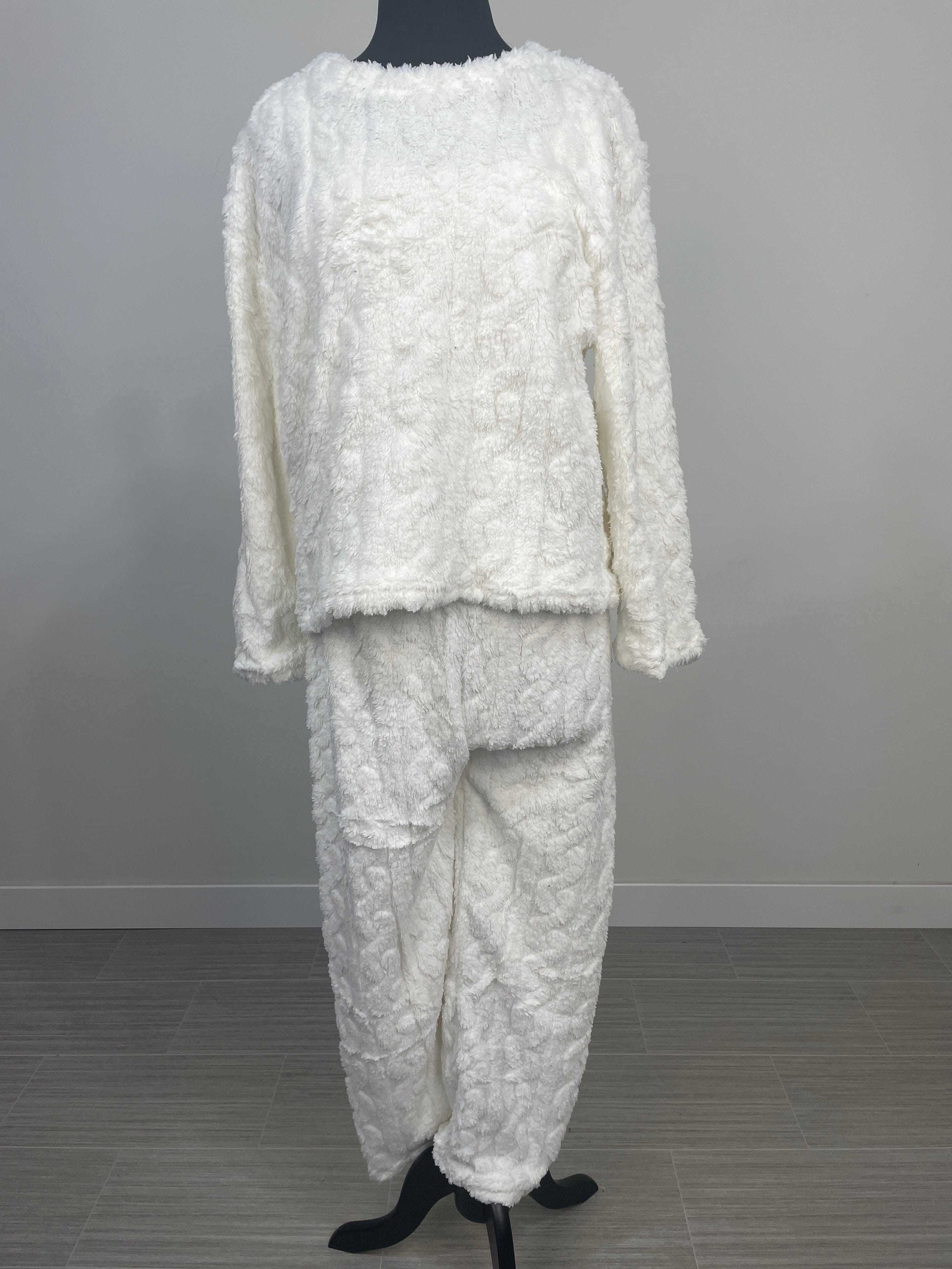 White Cable Fuzzy Set