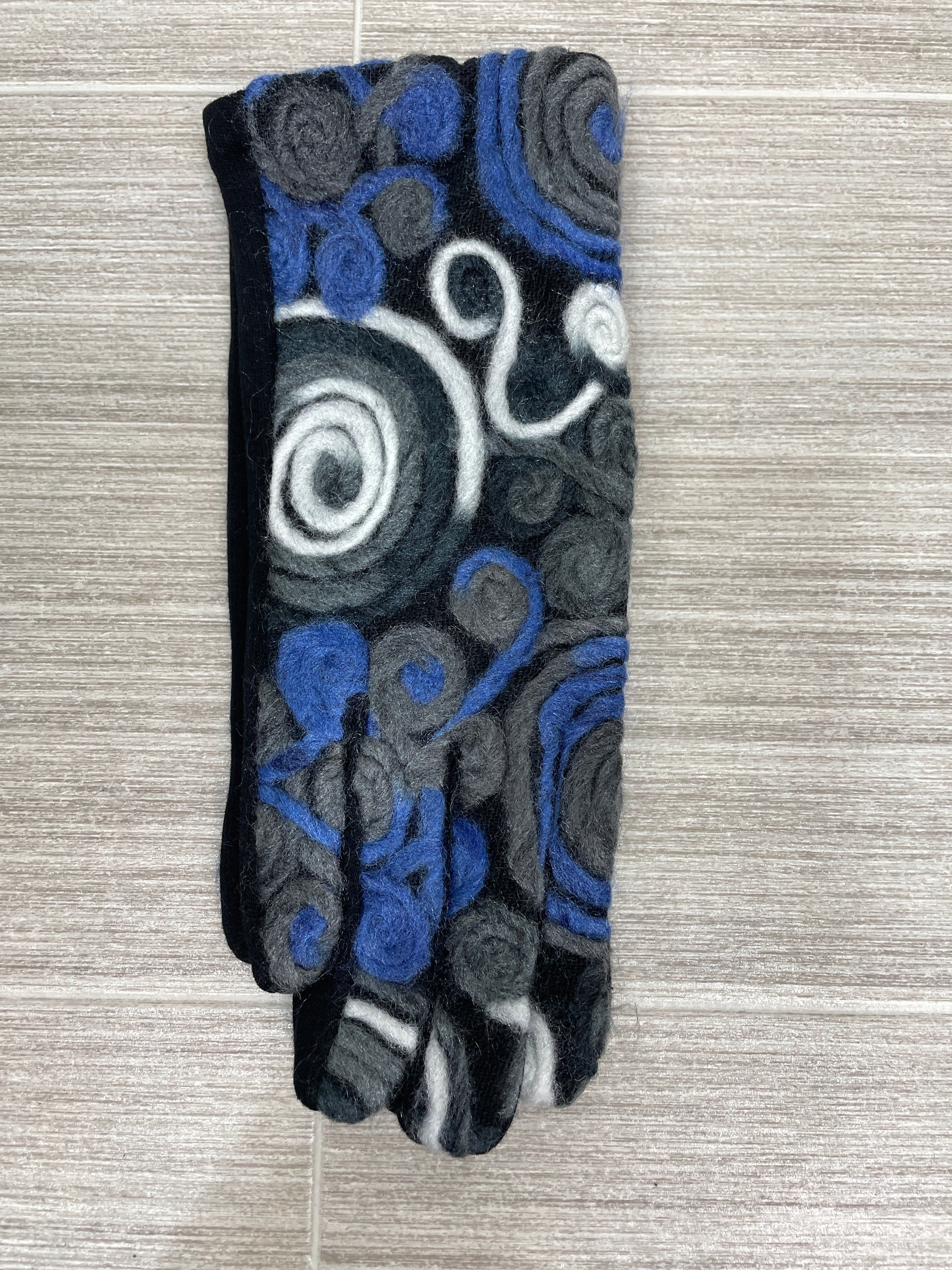 Blue & Gray Circle Swirl Yarn Glove