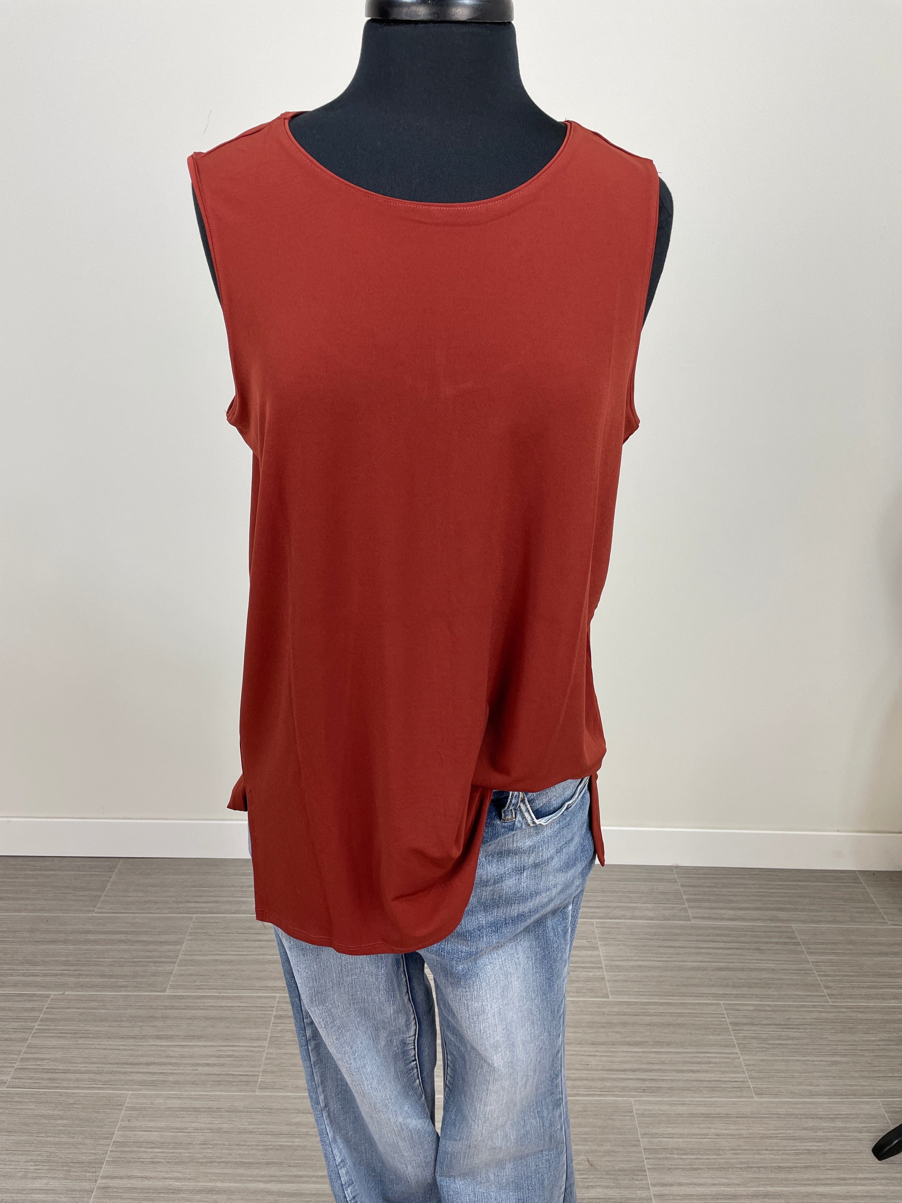 Dark Rust Side Slit Favorite Tank