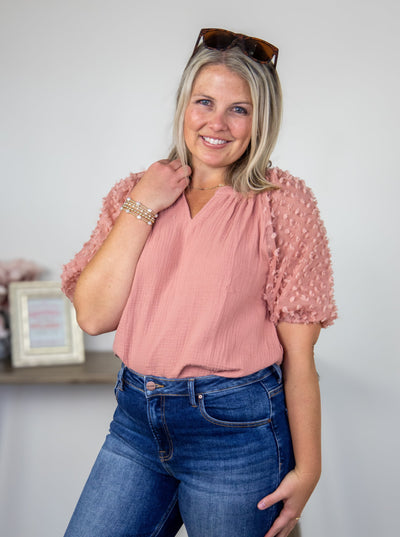 Clay Gauze w/Applique Sleeve Top Front
