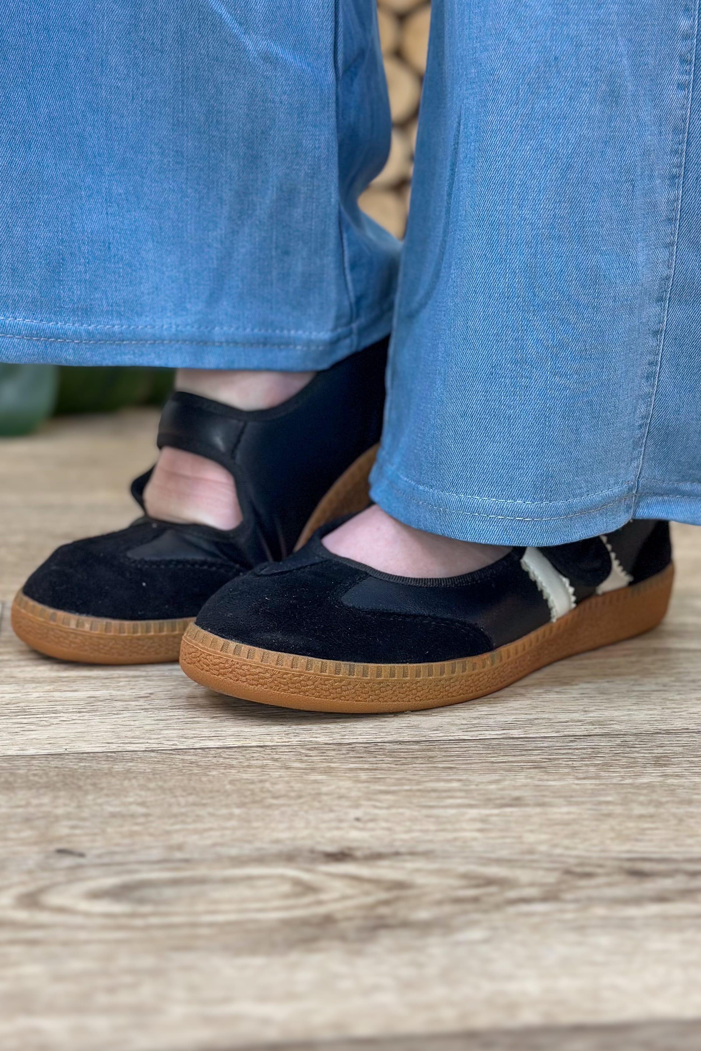 Calm Down Mary Jane - Black