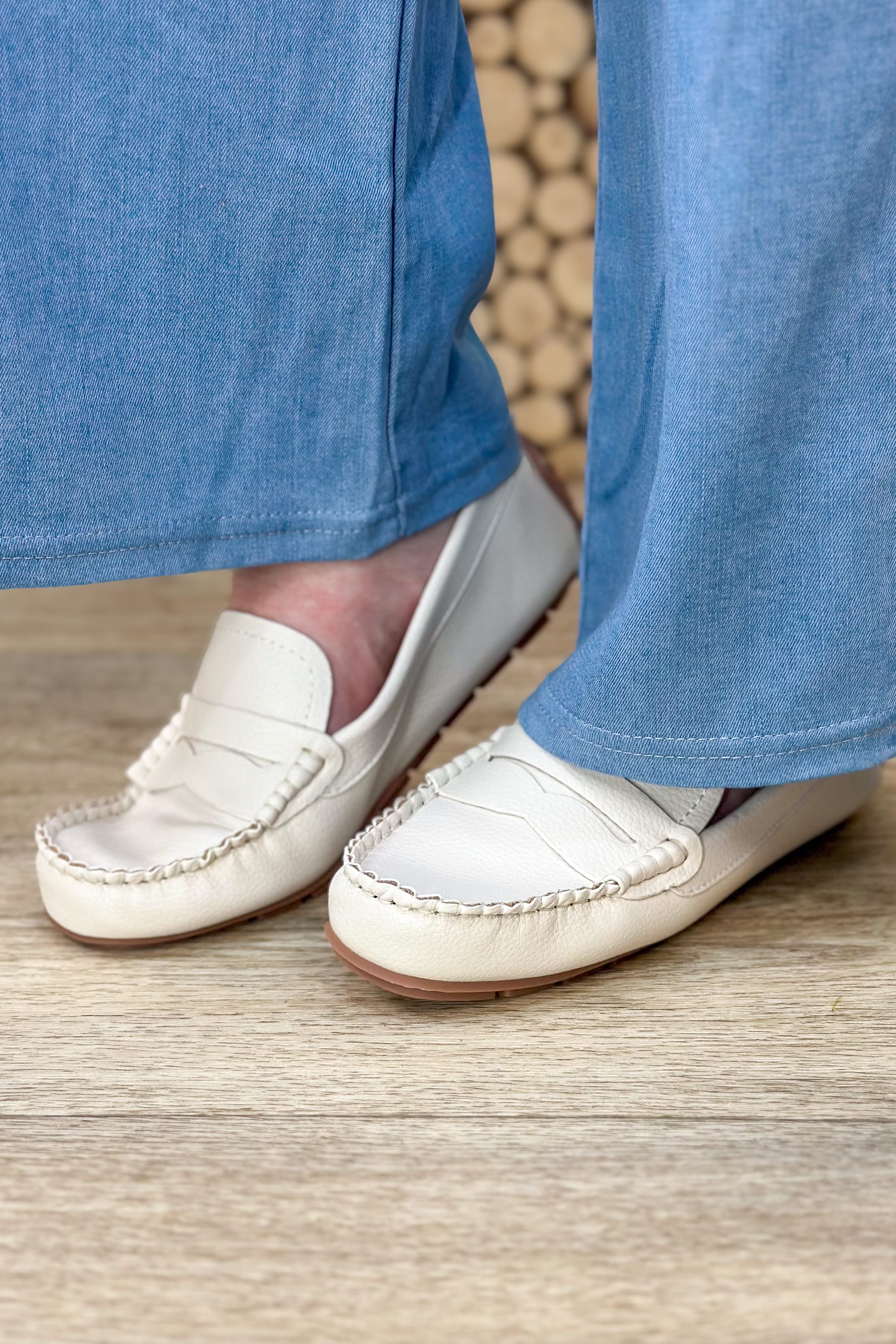 Ivory Pebble-Penny For Your Thoughts