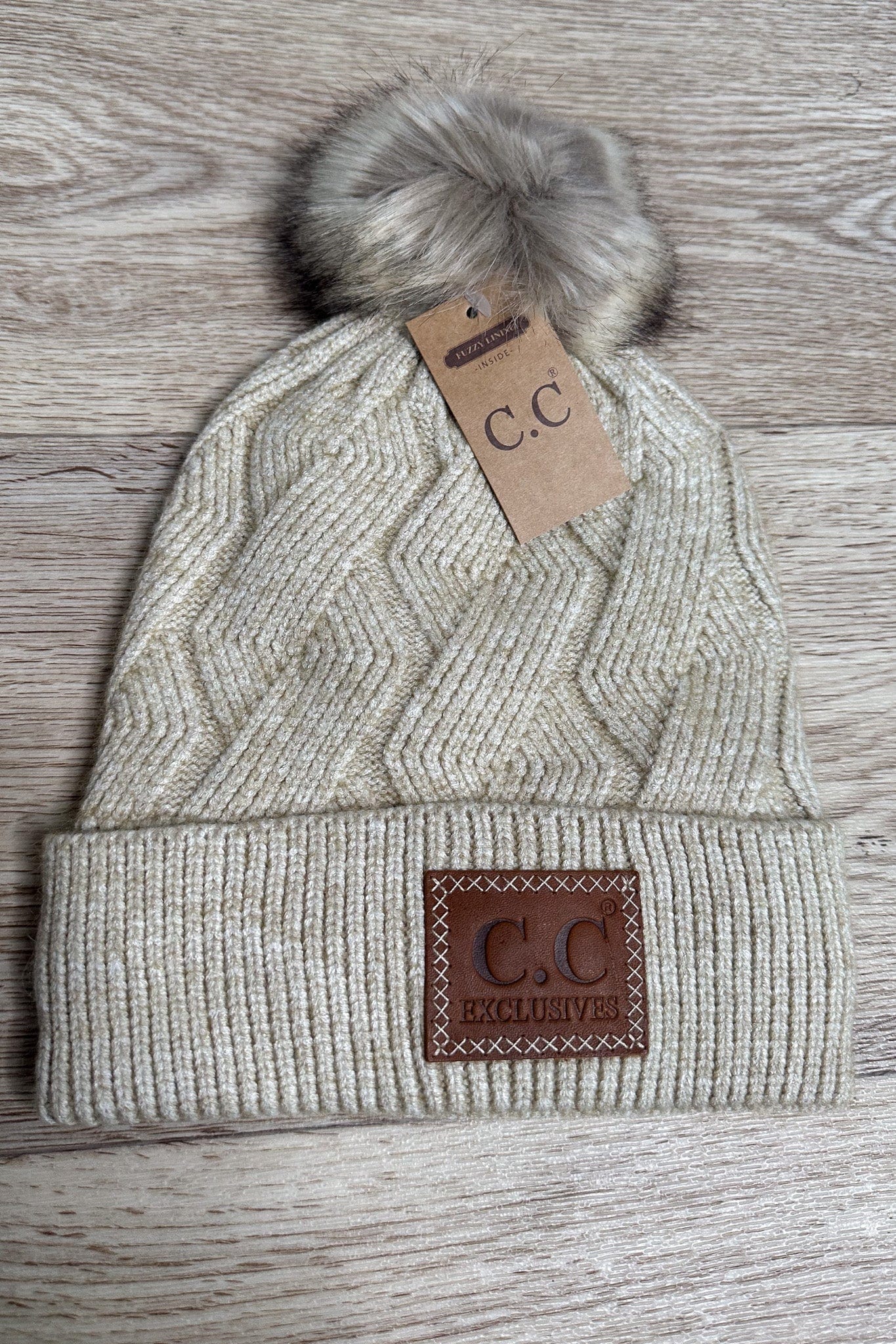 Geometric Cable Beanie Hat w/Pom - Beige